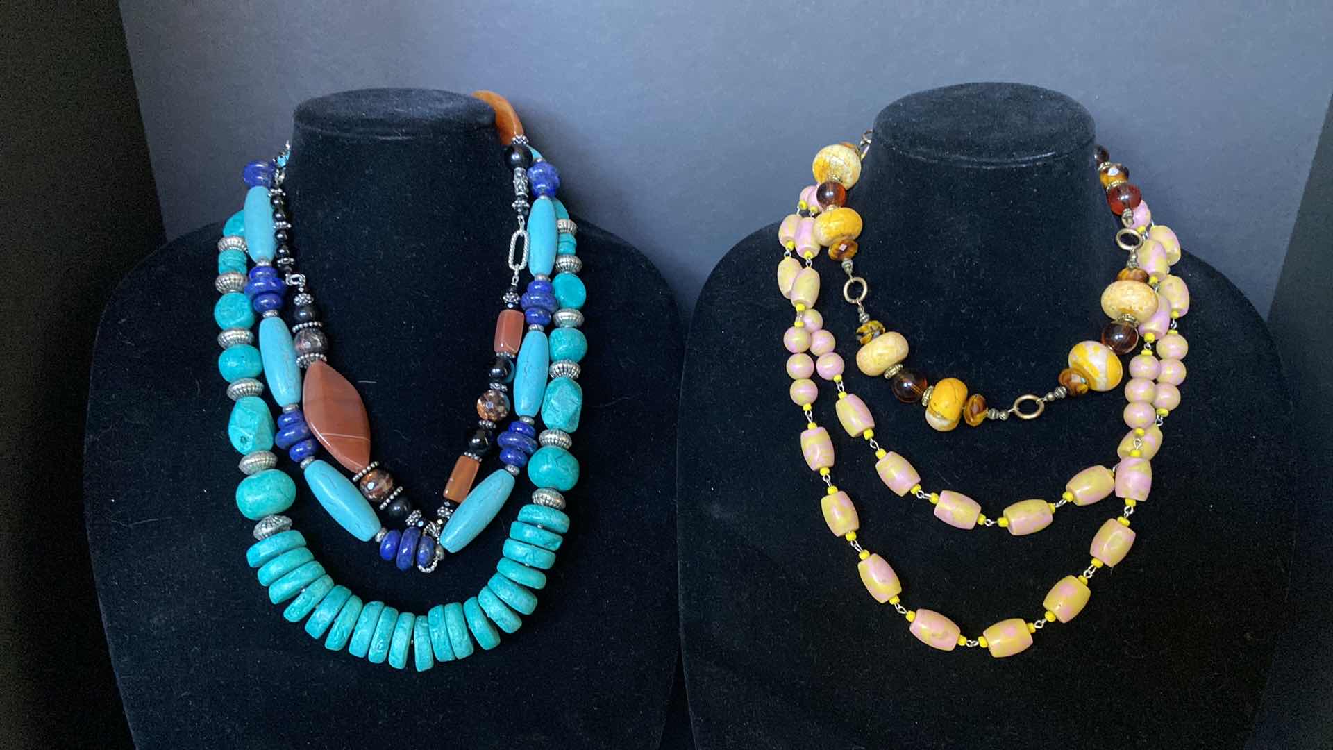 Photo 1 of COSTUME JEWELRY 5 NECKLACES