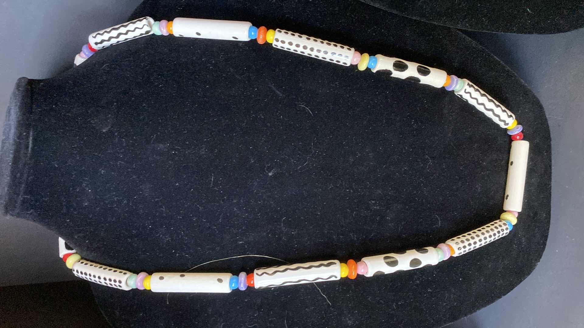 Photo 1 of COSTUME JEWELRY 5 NECKLACES 1 EARRING