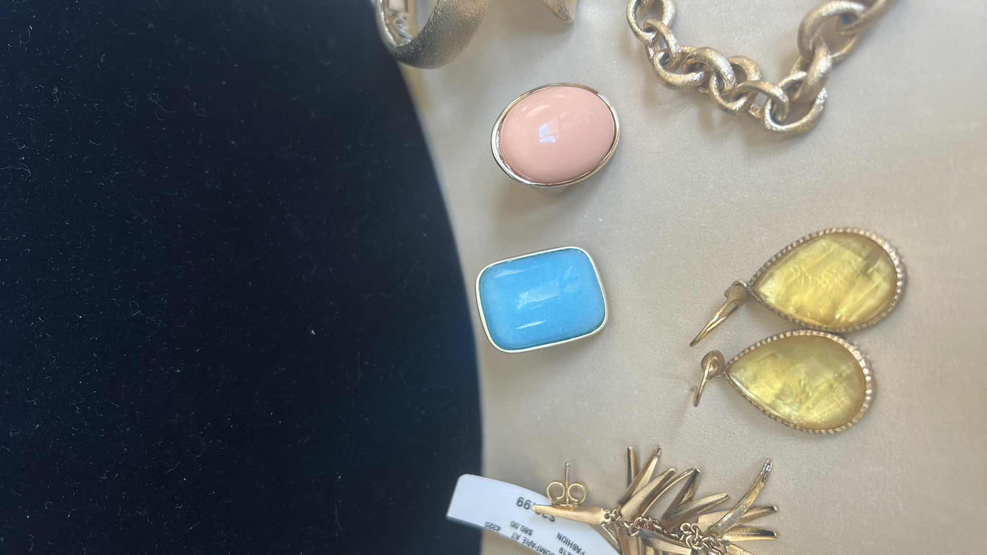 Photo 1 of FASHION JEWELRY ASSORTMENT RING 5,6