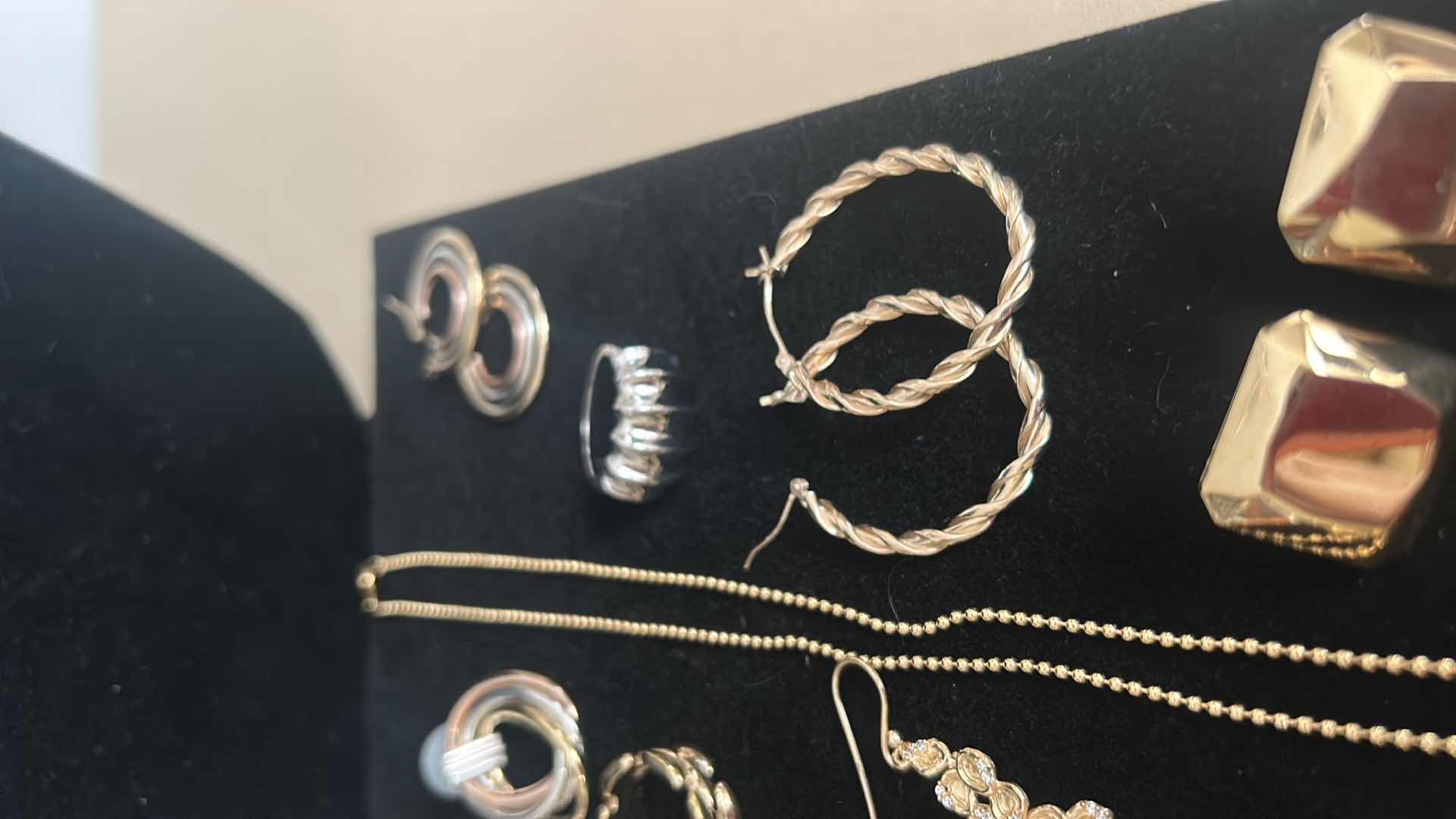 Photo 1 of FASHION JEWELRY ASSORTMENT RING 5,6