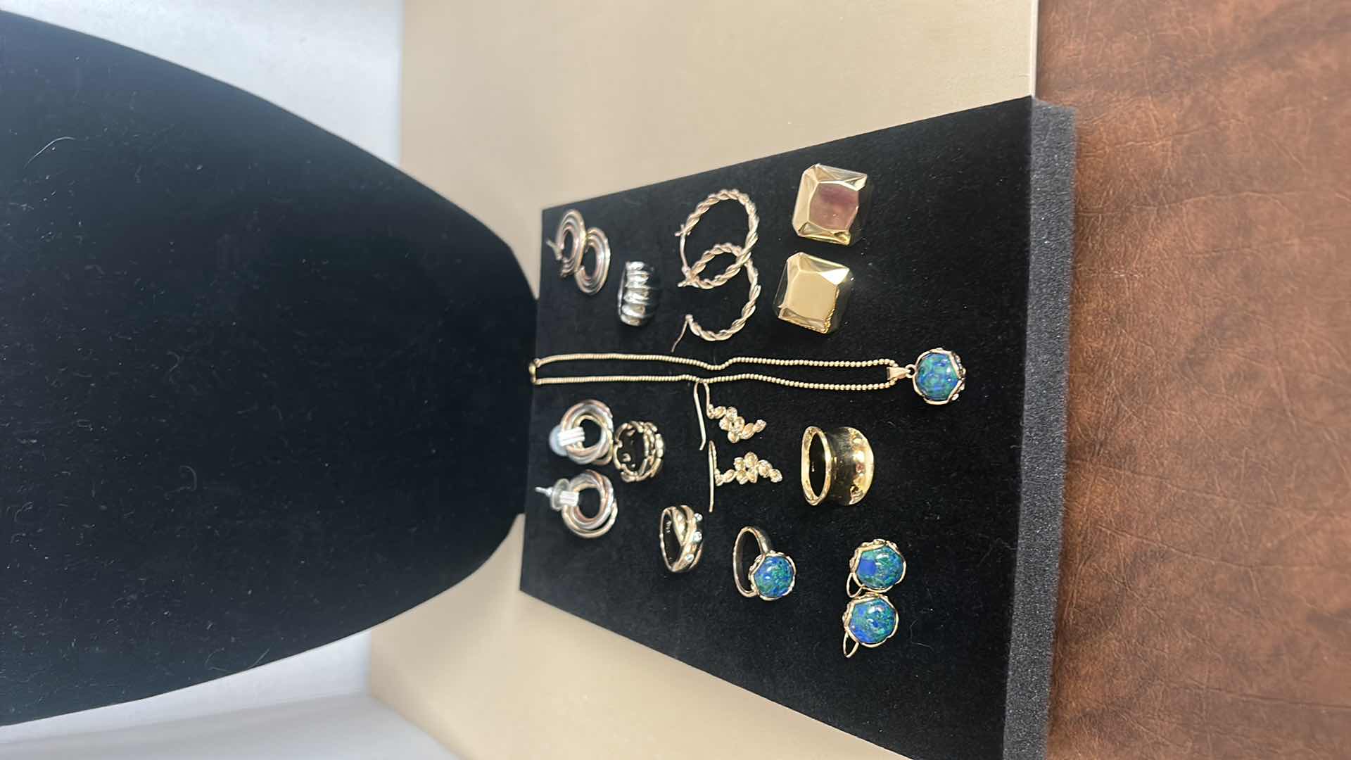 Photo 1 of FASHION JEWELRY ASSORTMENT RING 5,6