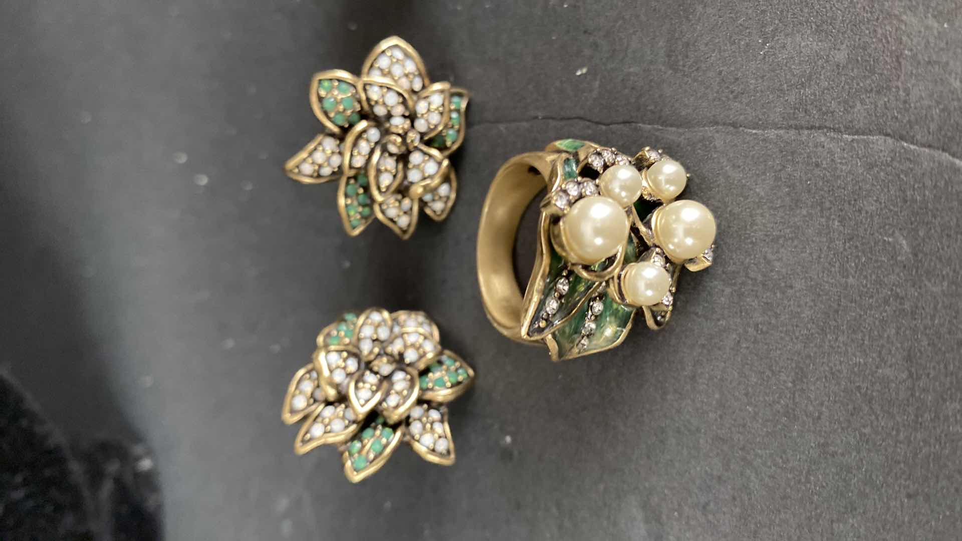 Photo 1 of HEIDI DAUS CLIP ON EARRINGS AND RINGS COSTUME JEWELRY $250