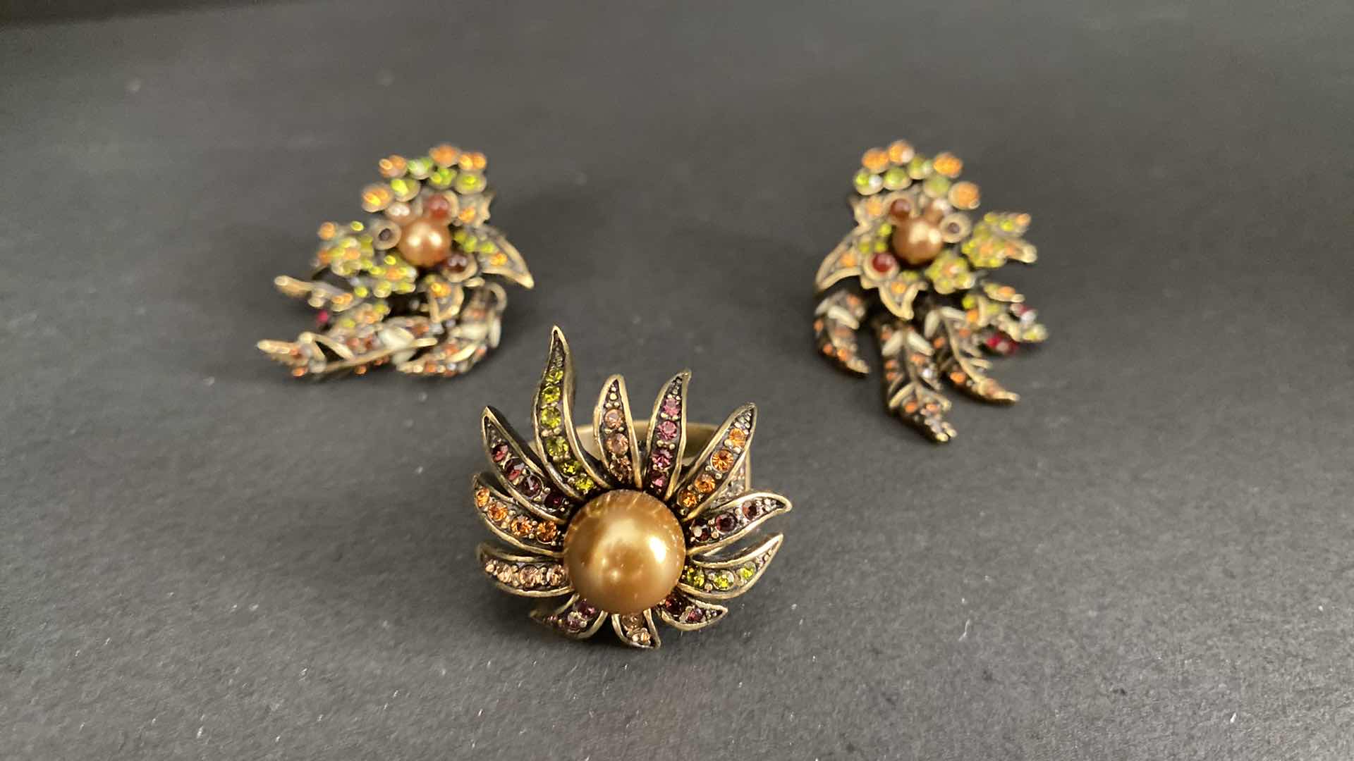 Photo 1 of HEIDI DAUS PIERCED EARRINGS AND RINGS COSTUME JEWELRY $300