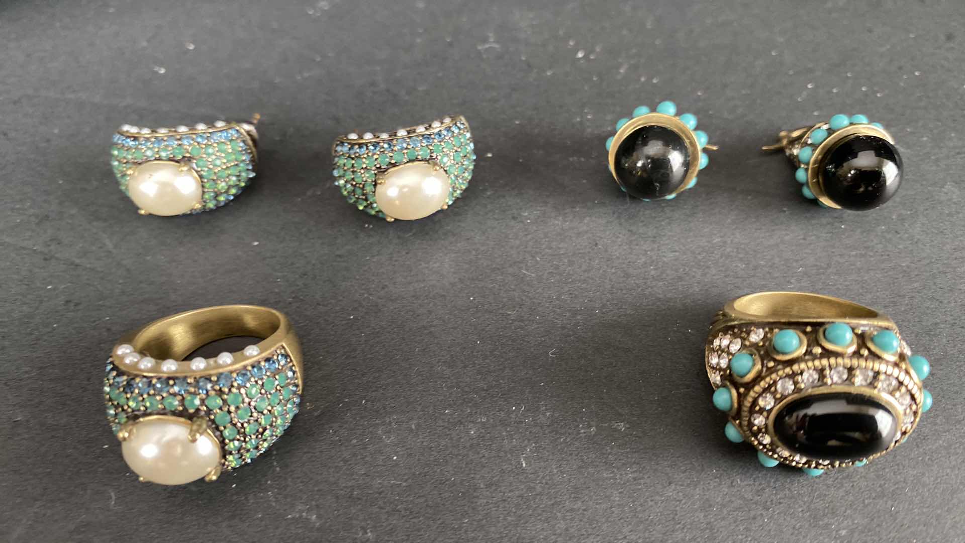 Photo 1 of HEIDI DAUS PIERCED EARRINGS AND RINGS COSTUME JEWELRY $250