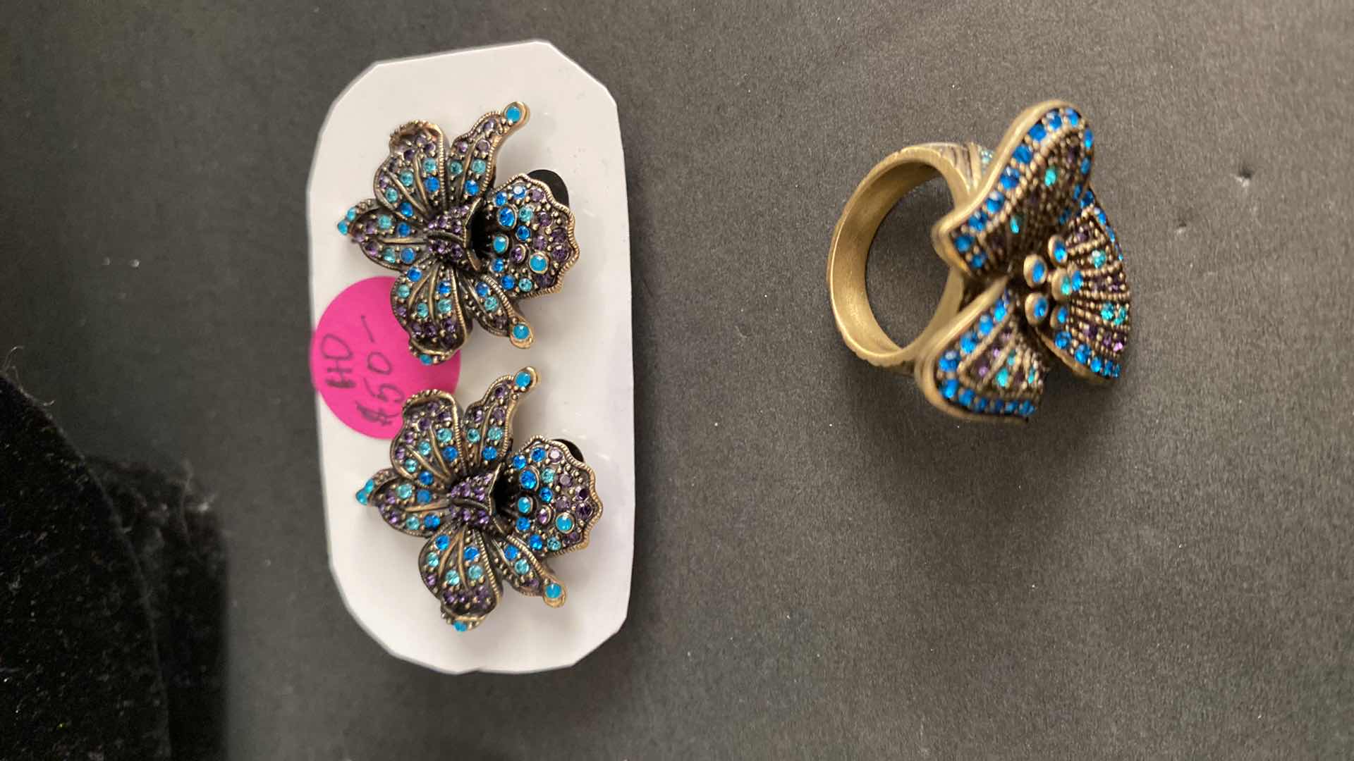 Photo 1 of FASHION JEWELRY HEIDI DAUS ASSORTMENT