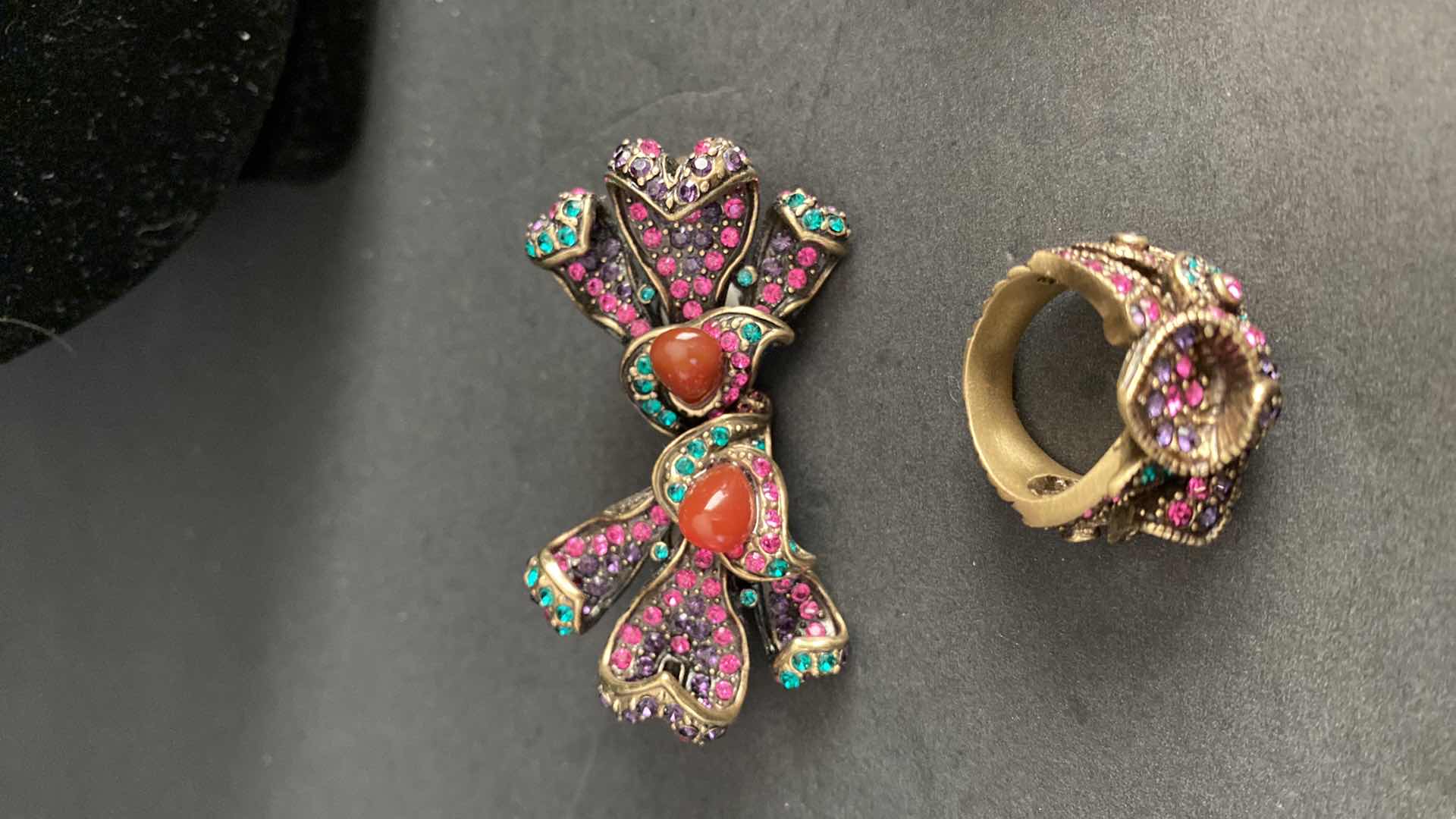 Photo 1 of HEIDI DAUS FASHION JEWELRY CLIP ON EARRINGS  $225