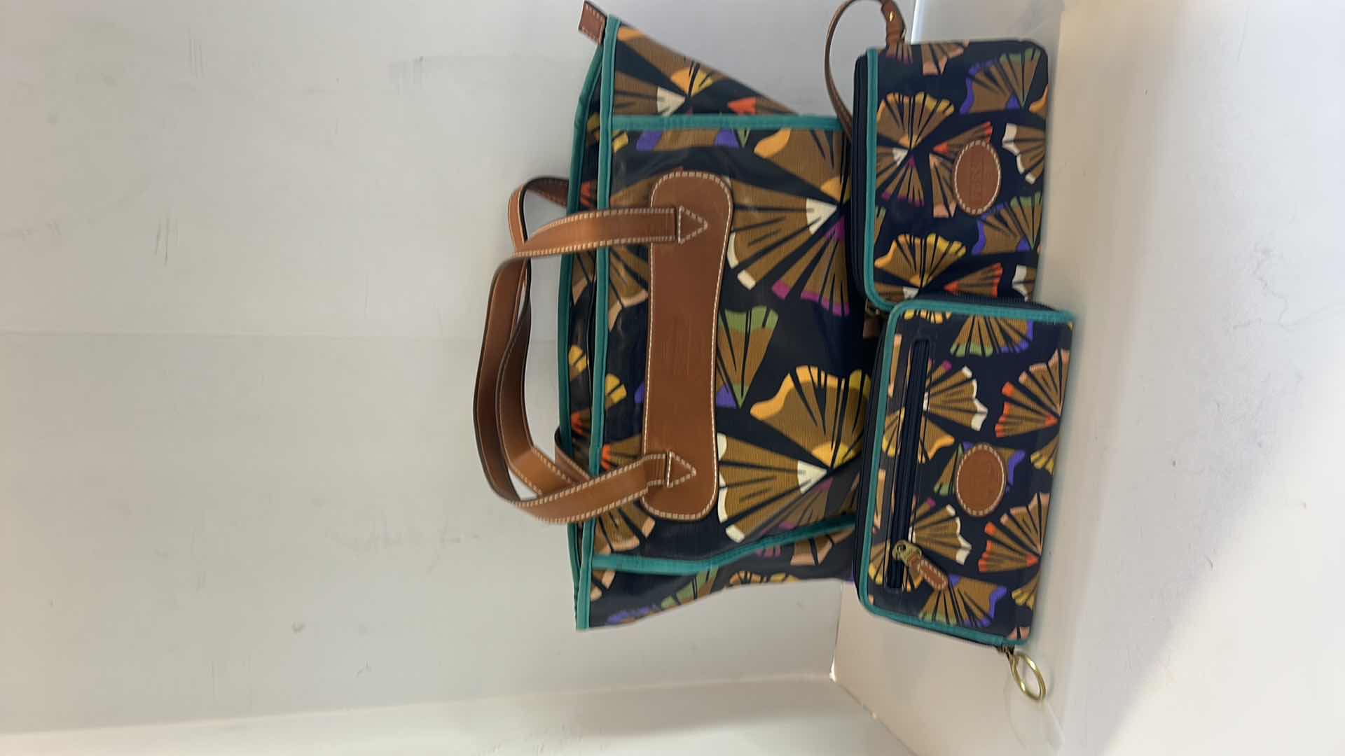 Photo 6 of FOSSIL BAG COLLECTION