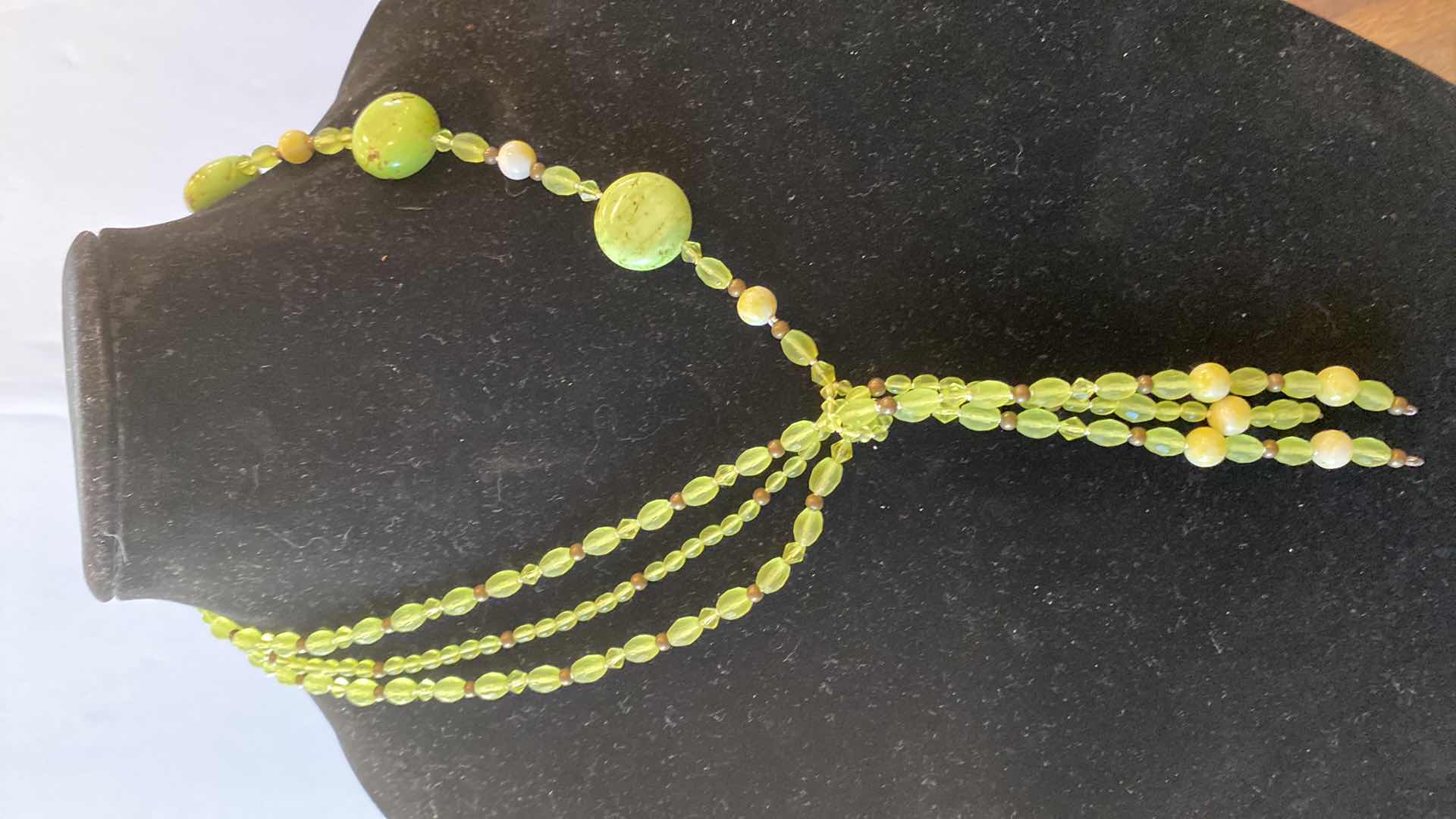 Photo 1 of FASHION JEWELRY NECKLACES