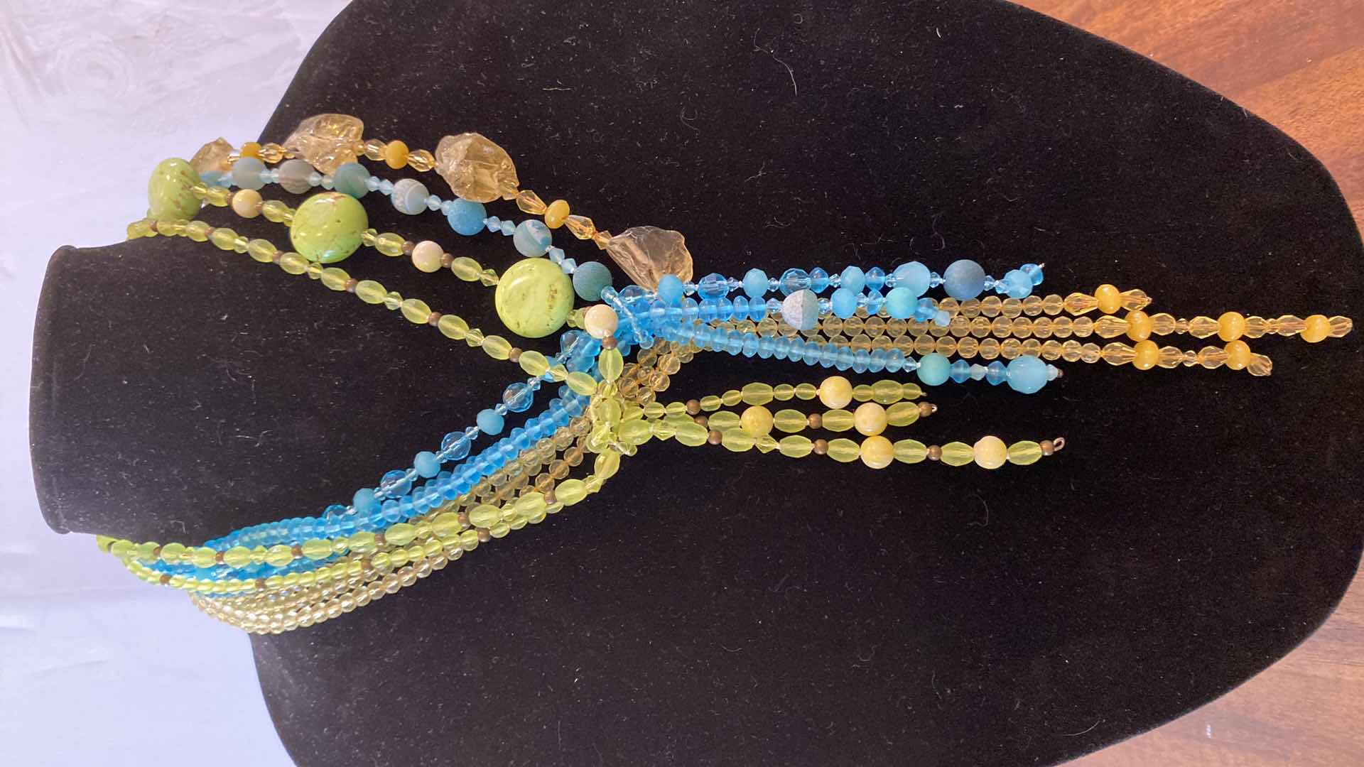 Photo 1 of FASHION JEWELRY NECKLACES