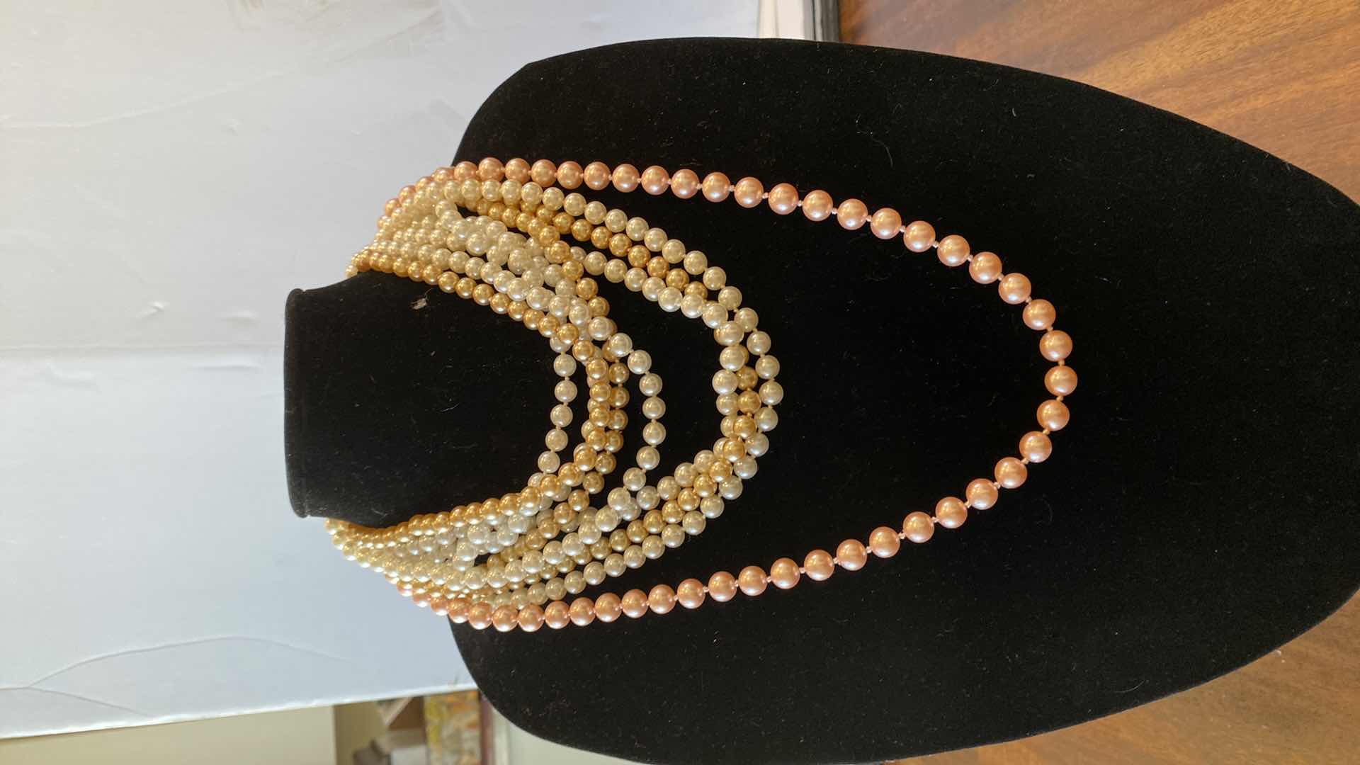 Photo 1 of FASHION JEWELRY NECKLACES