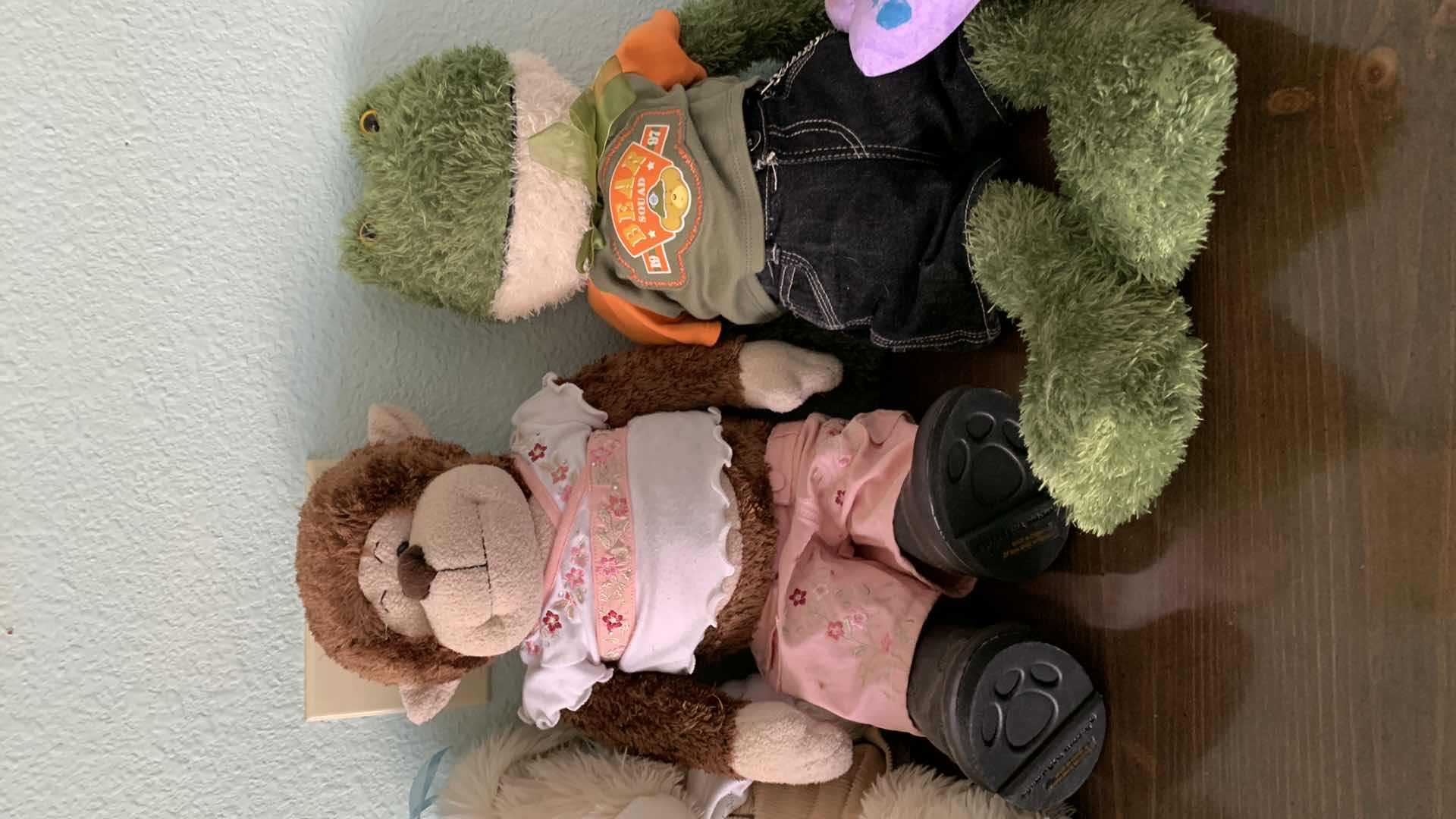 Photo 1 of STUFFED ANIMALS