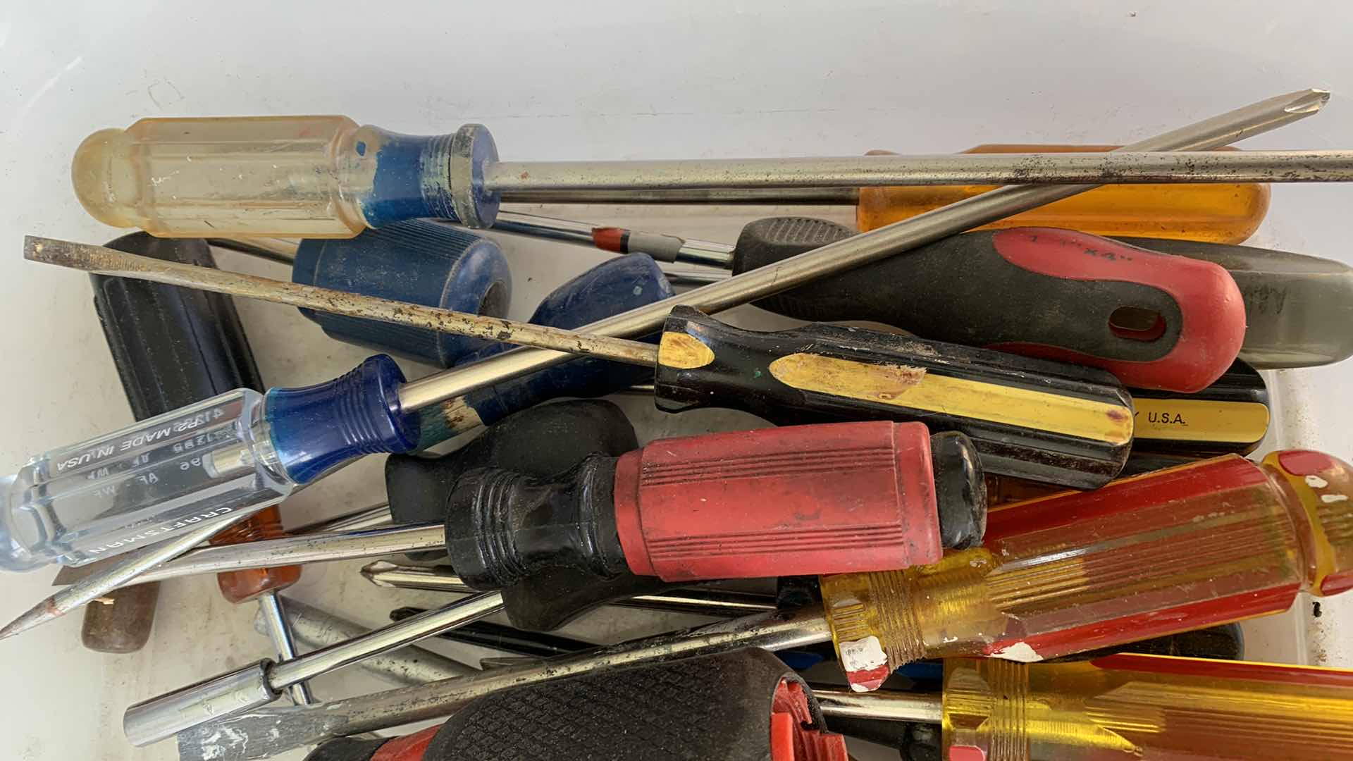 Photo 1 of ASSORTED SCREWDRIVERS