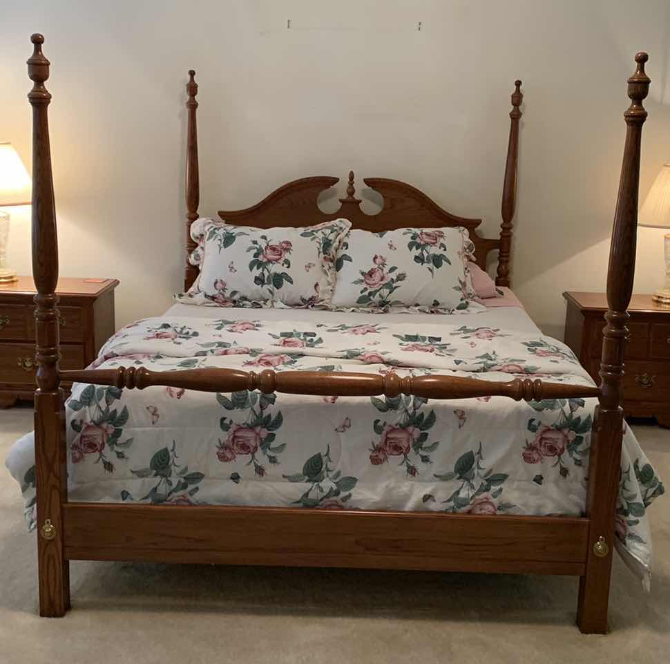 Photo 1 of THOMASVILLE 4 POST QUEEN BED WITH MATTRESSES AND RALPH LAUREN SHEETS