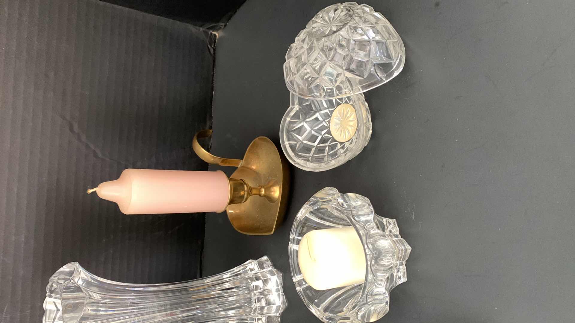 Photo 1 of VARIOUS CRYSTAL PIECES