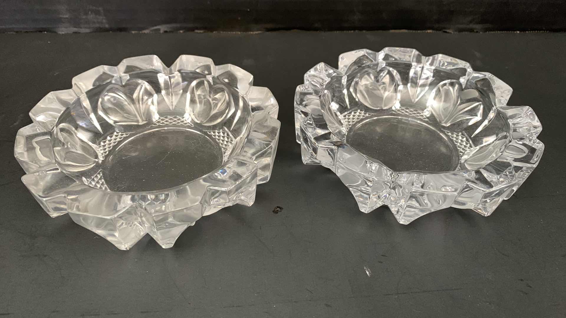 Photo 1 of PAIR OF VINTAGE HEAVY GLASS CROCUS TULIP FLOWER PATTERN ASHTRAYS