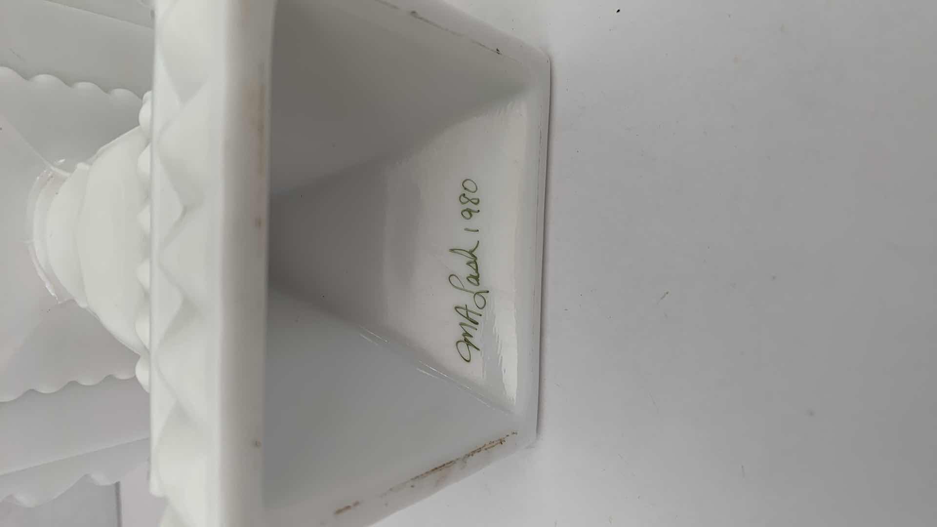 Photo 1 of VINTAGE WESTMORELAND MILK GLASS WEDDING BRIDE BOX CANDY DISH 10” TALL