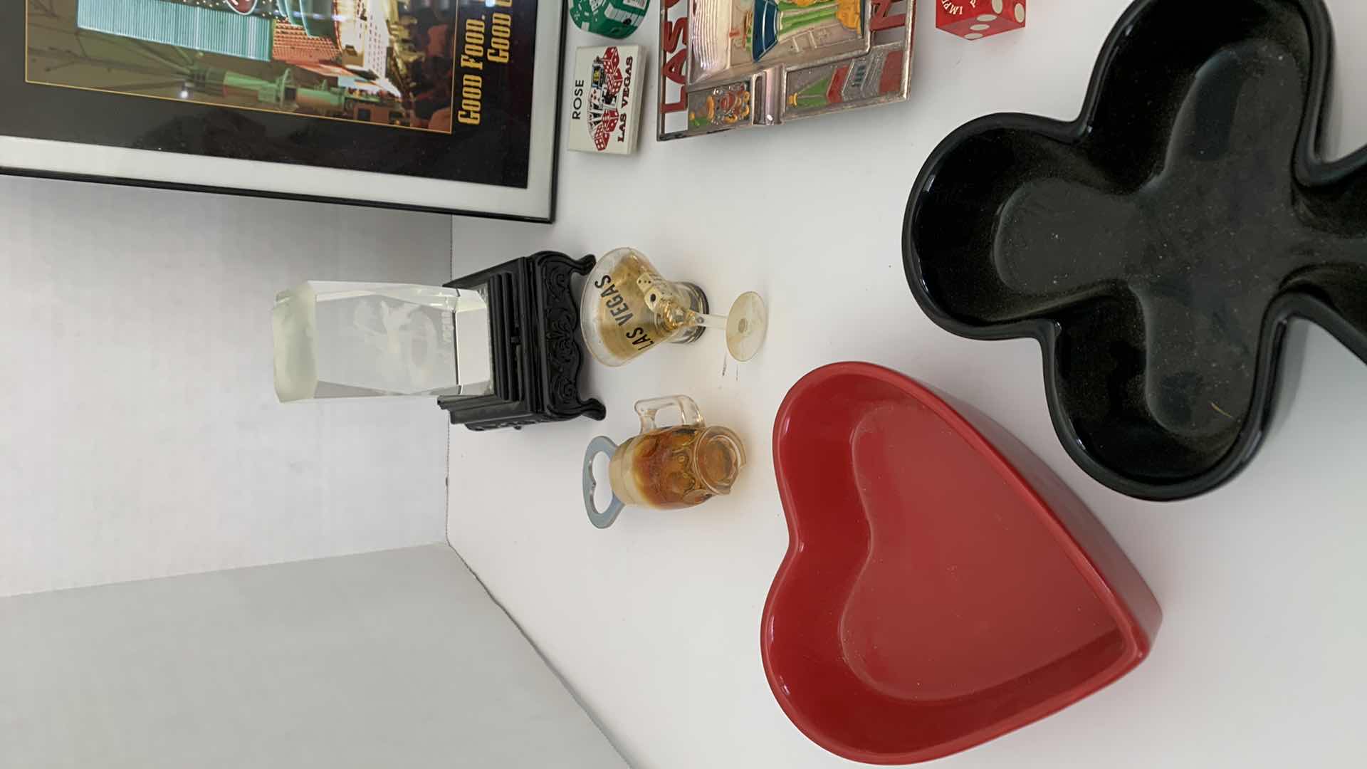 Photo 1 of LAS VEGAS DECOR