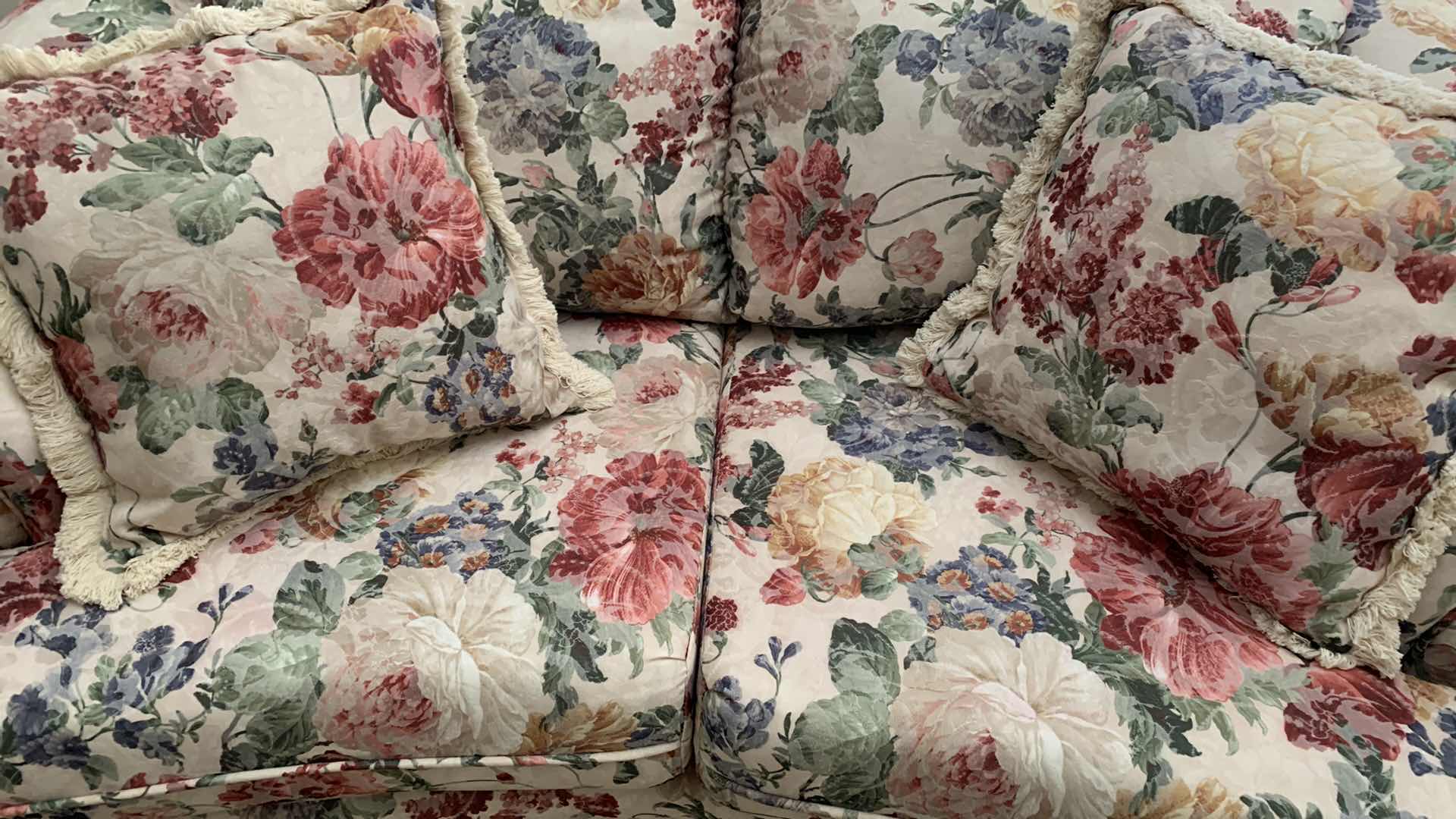 Photo 1 of HILLCRAFT LOVE SEAT 67” X 40” H 34”