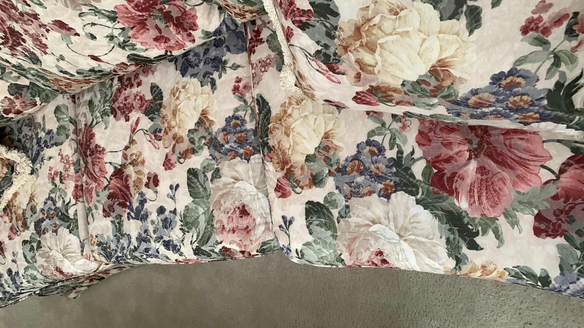 Photo 1 of HILLCRAFT SOFA 92” X40” H 35”