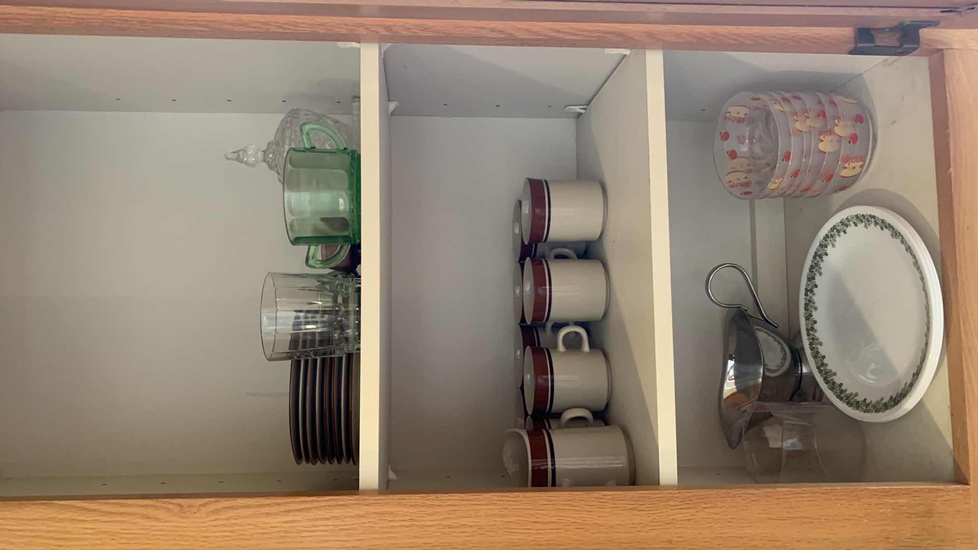 Photo 1 of CONTENTS OF SHELVES