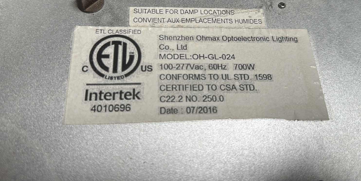 Photo 1 of MODEL OH-GL-024 700 WATT LED GROW LIGHT 100-277 VOLT