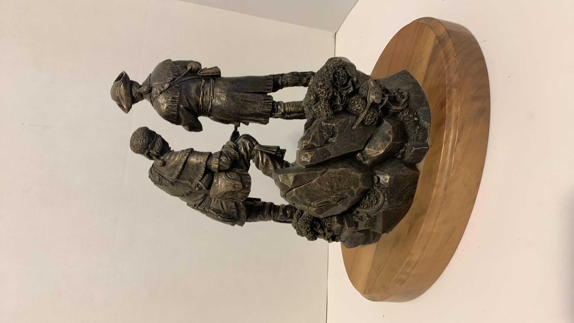 Photo 1 of “THE CAPTAINS” LEWIS AND CLARK CAST SCULPTURE BIG SKY CARVERS RICK TERRY 344/2450 12” X 13”