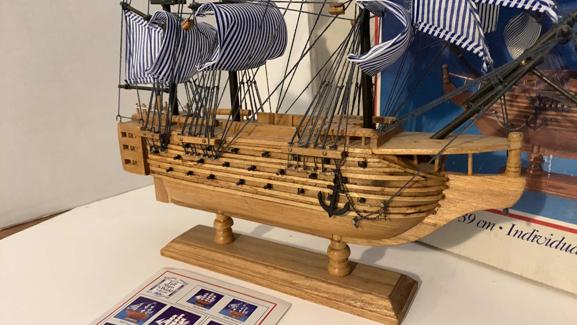 Photo 1 of H.M.S VICTORY MODEL SHIP 15” TALL SHO5