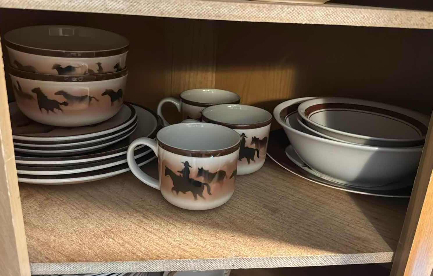 Photo 1 of CONTENTS OF SHELF