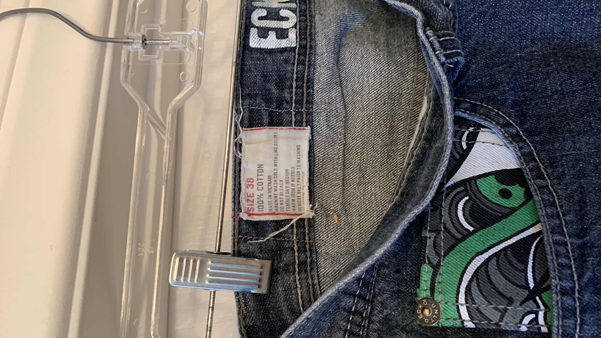 Photo 1 of MENS ECKO UNLTD JEANS SHORTS SIZE 38” X 24”