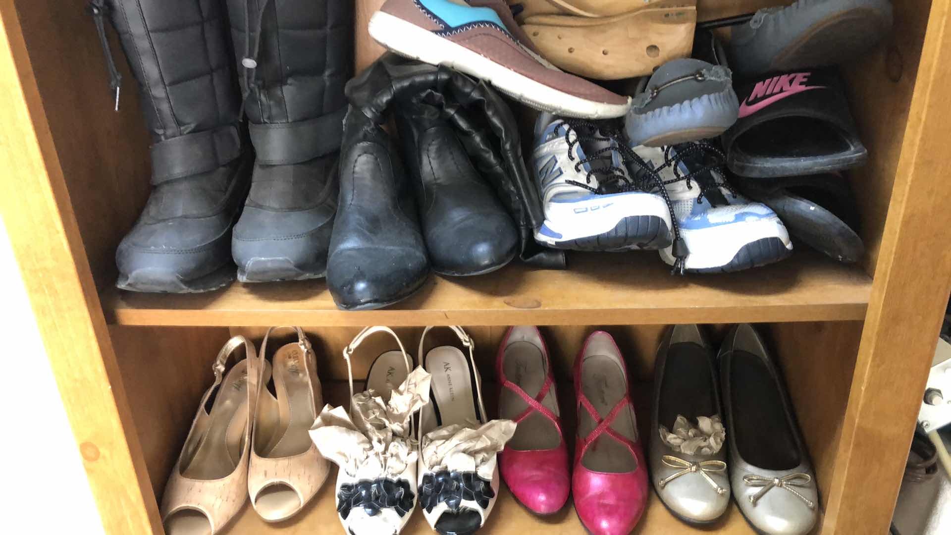 Photo 1 of WOMENS SHOES SIZE 7 1/2 AND 8