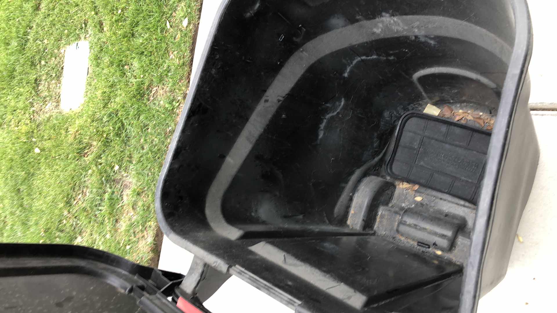 Photo 1 of RUBBERMAID 45 GALLON TRASH CAN