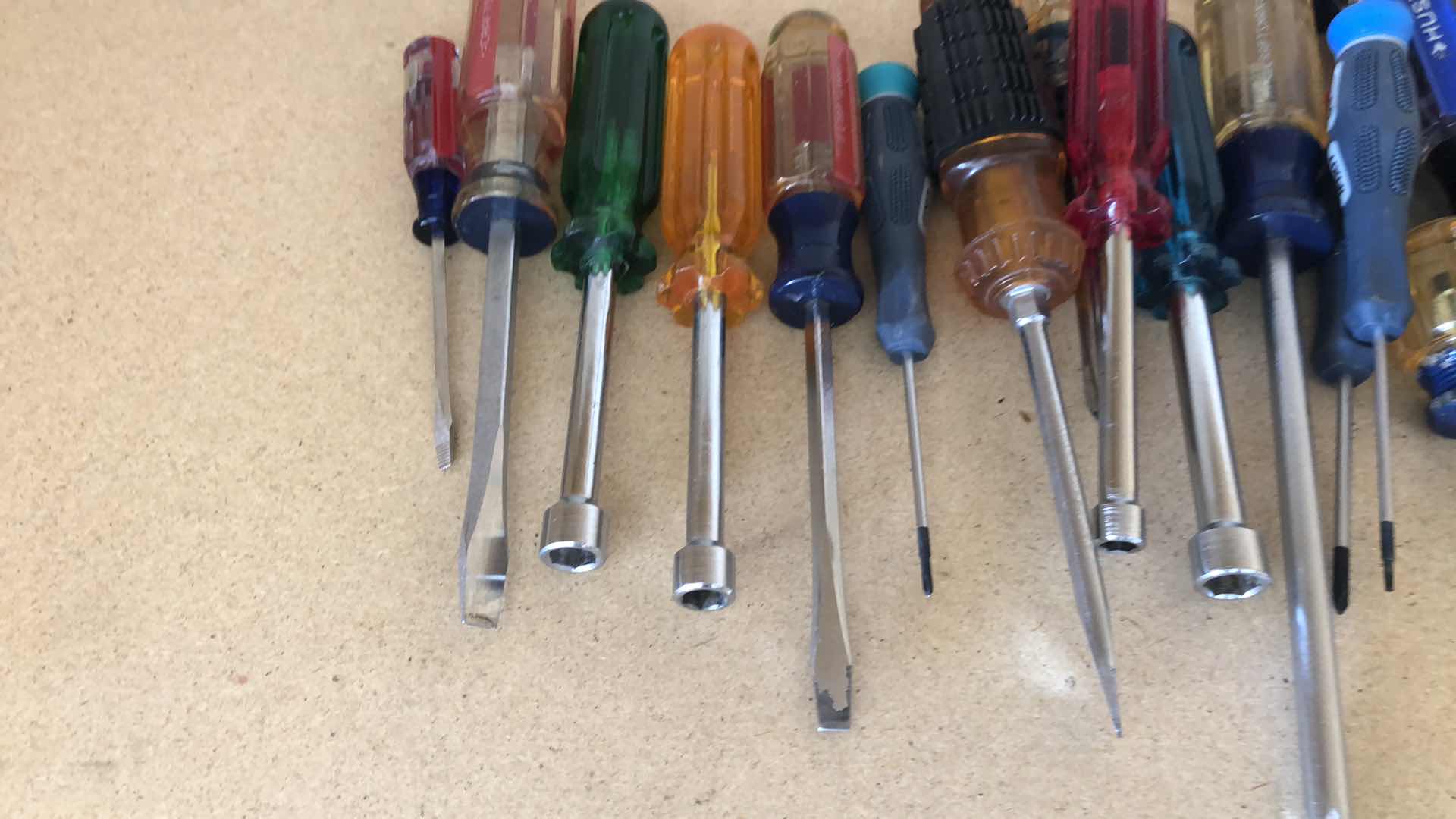 Photo 1 of SCREWDRIVERS AND NUT RUNNERS