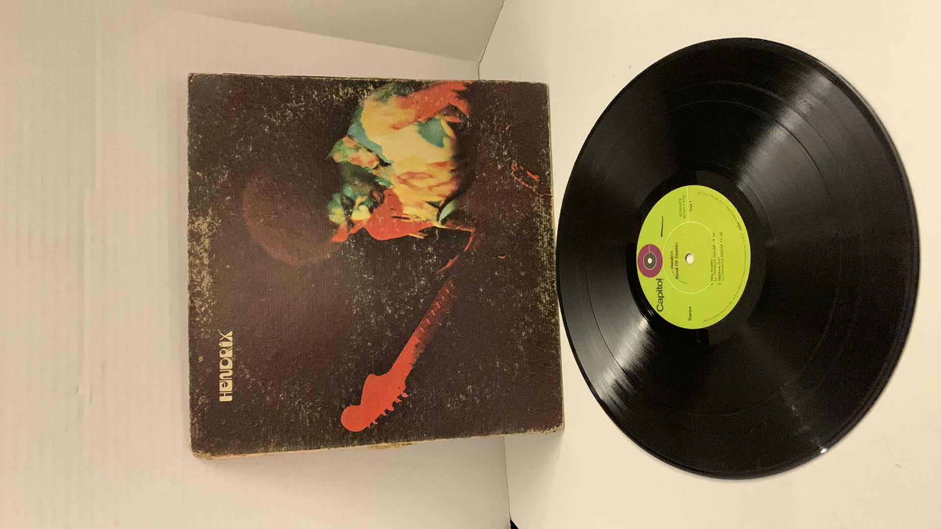 Photo 1 of JIMI HENDRIX “BAND OF GYPSYS” RECORD ALBUM