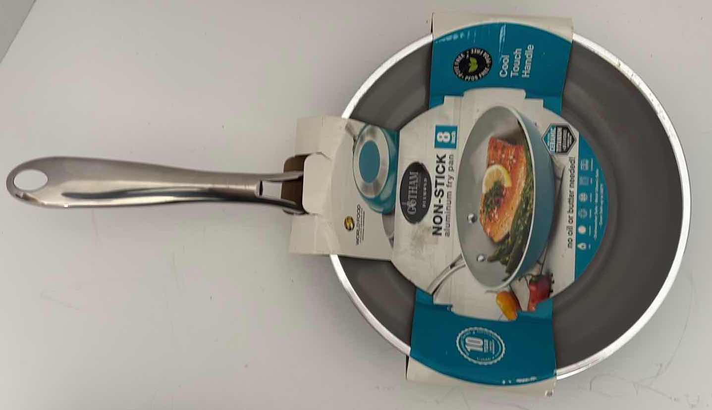 Photo 1 of (2)PCS COOK WARE SKILLET 10.5”