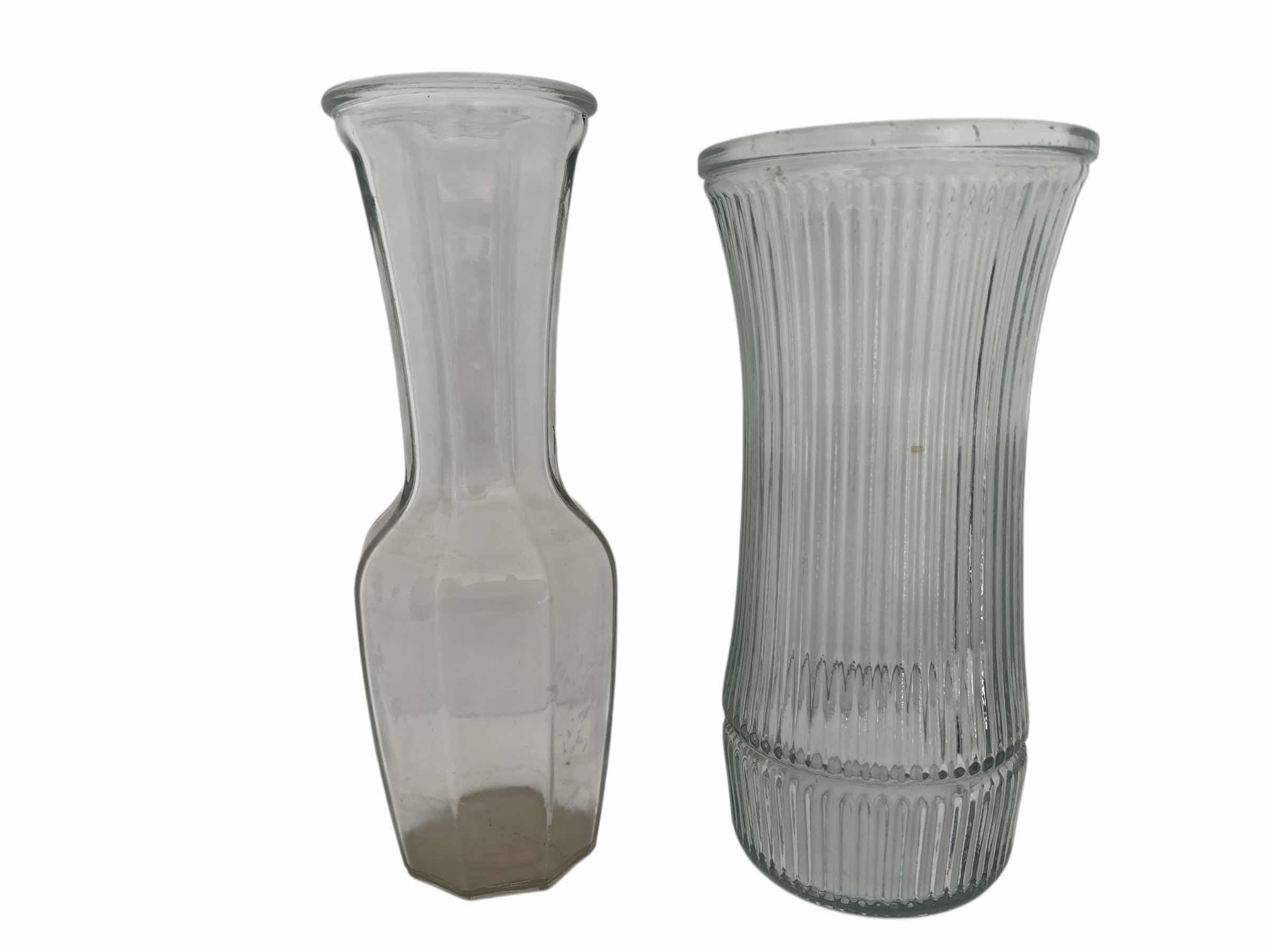Photo 1 of (2)PCS GLASS VASES H9”