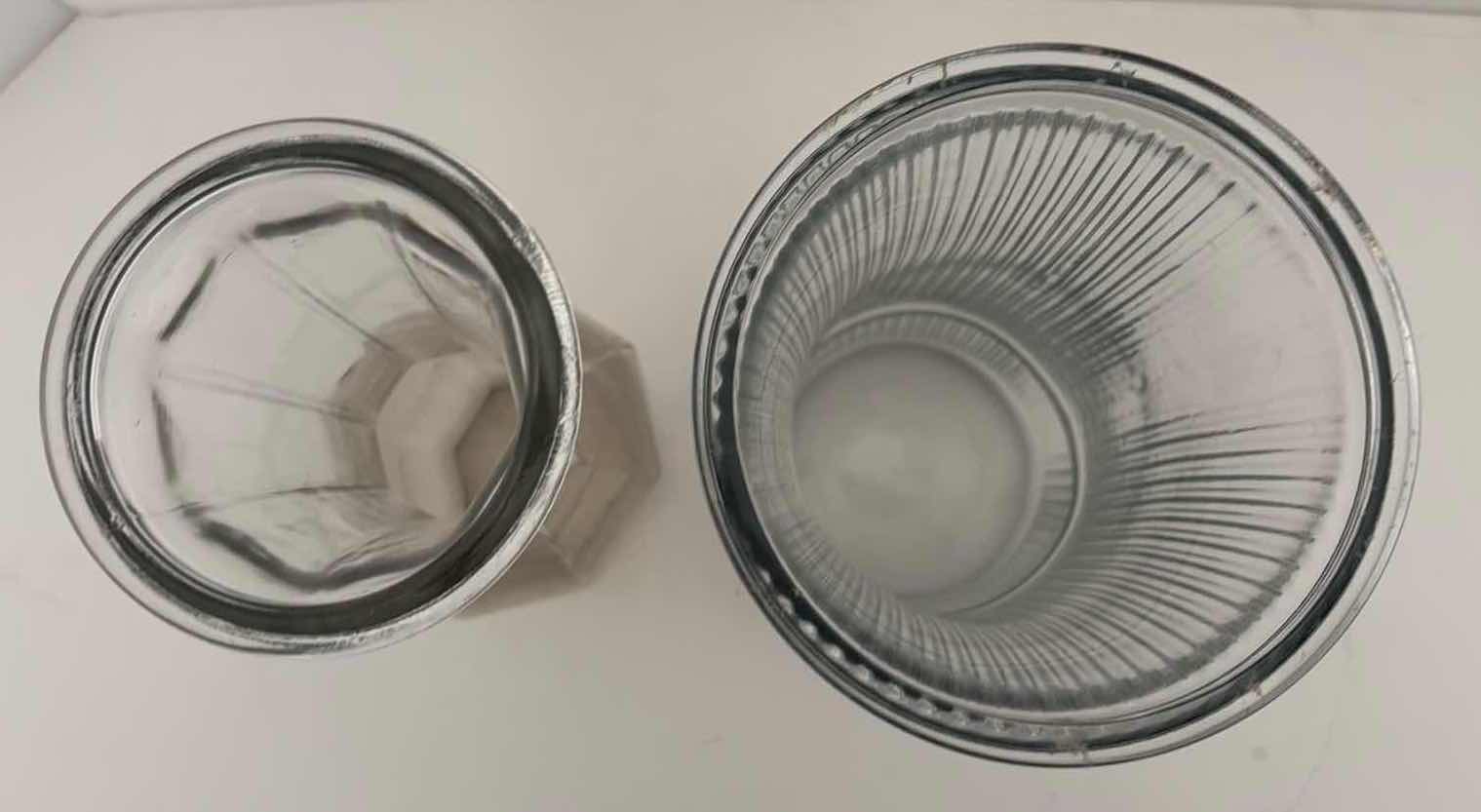 Photo 1 of (2)PCS GLASS VASES H9”