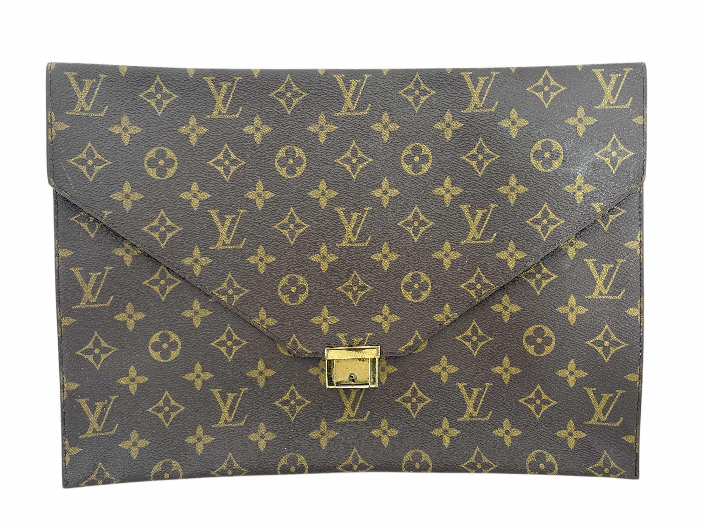 Photo 1 of ??? LOUIS VUITTON REPLICA DOCUMENT HOLDER H10”