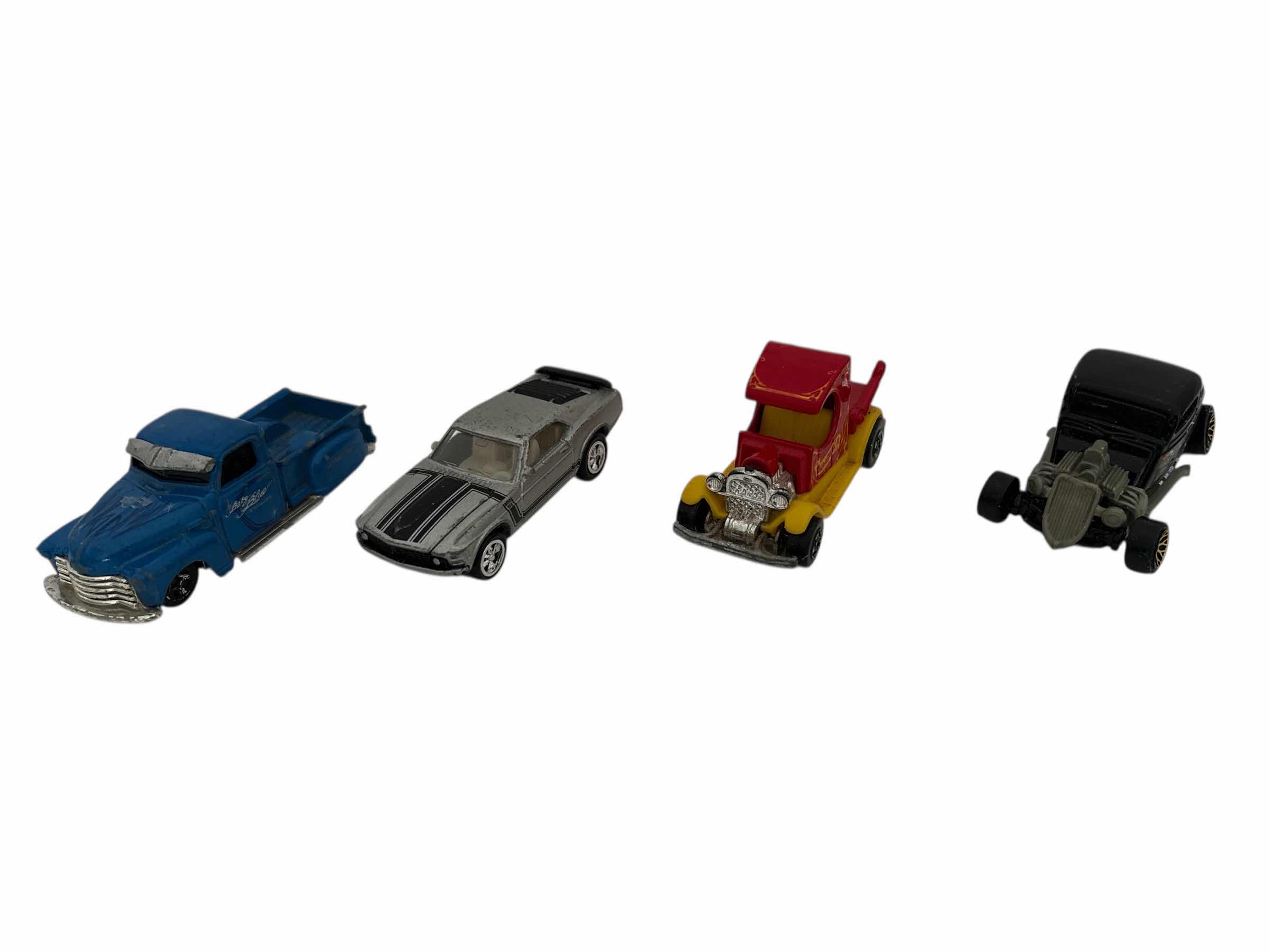 Photo 1 of (4)PCS TOY CARS