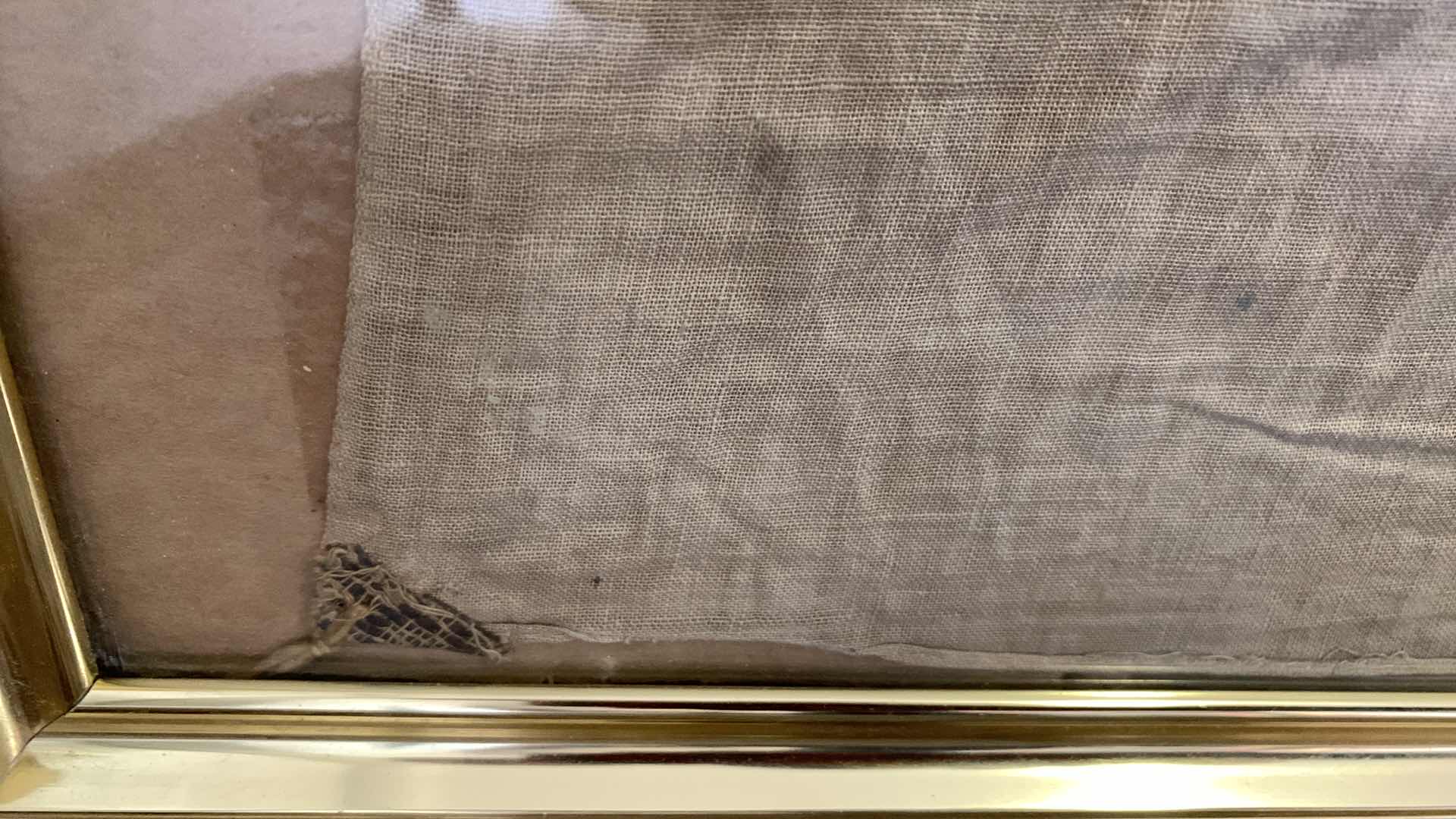 Photo 1 of UNAUTHENTICATED WORLD WAR TWO IMPERIAL JAPANESE ARMY FLAG WHICH US 26” X 30”