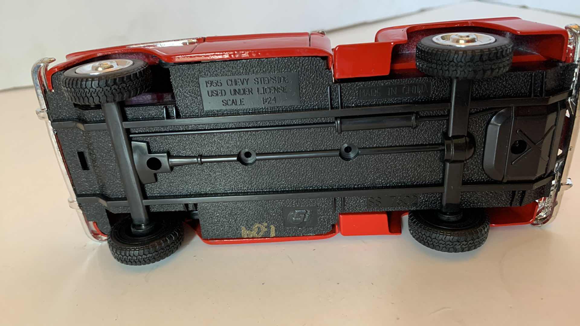 Photo 2 of 1955 CHEVROLET STEP SIDE TRUCK 1:24 SCALE