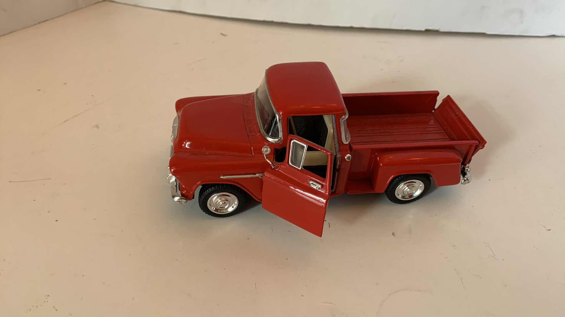Photo 1 of 1955 CHEVROLET STEP SIDE TRUCK 1:24 SCALE