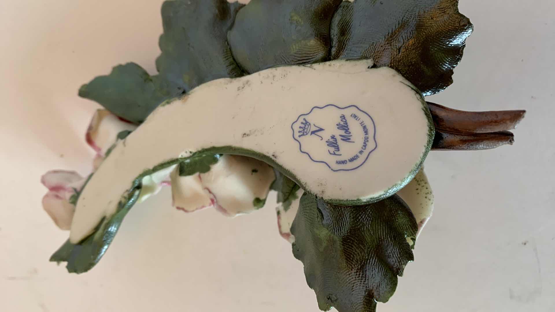 Photo 1 of CAPGDOMONTE FULLIN MOLLICA ROSE SPRAY 5” LONG