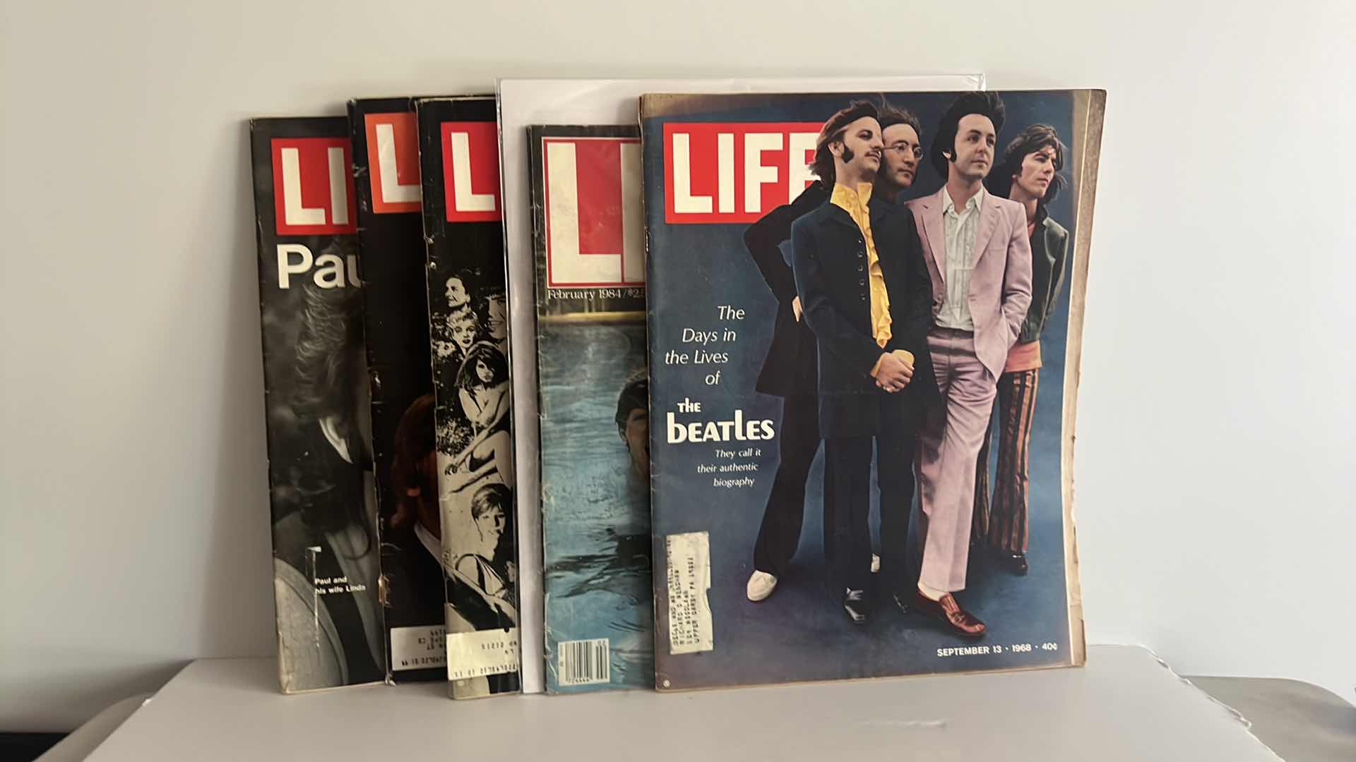 Photo 1 of 5-COLLECTIBLE VINTAGE LIFE MAGAZINES BEATLES EDITIONS