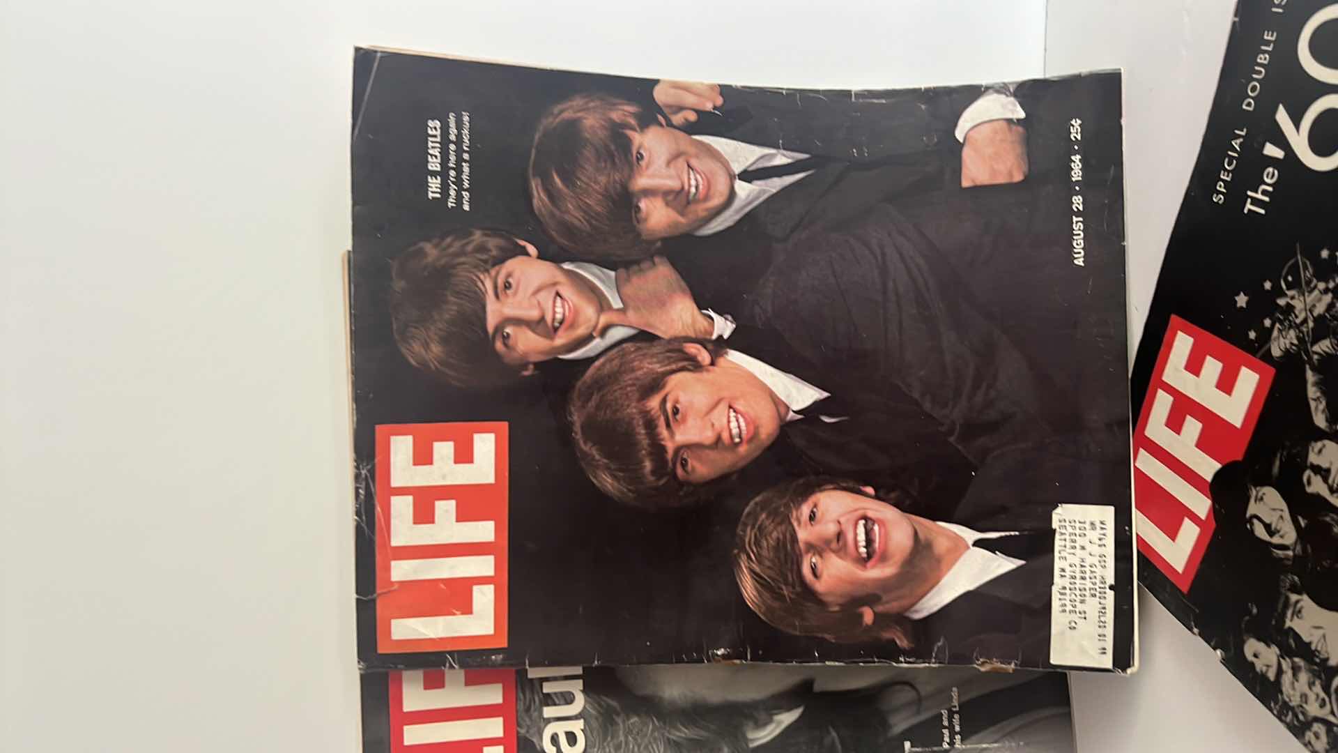 Photo 1 of 5-COLLECTIBLE VINTAGE LIFE MAGAZINES BEATLES EDITIONS