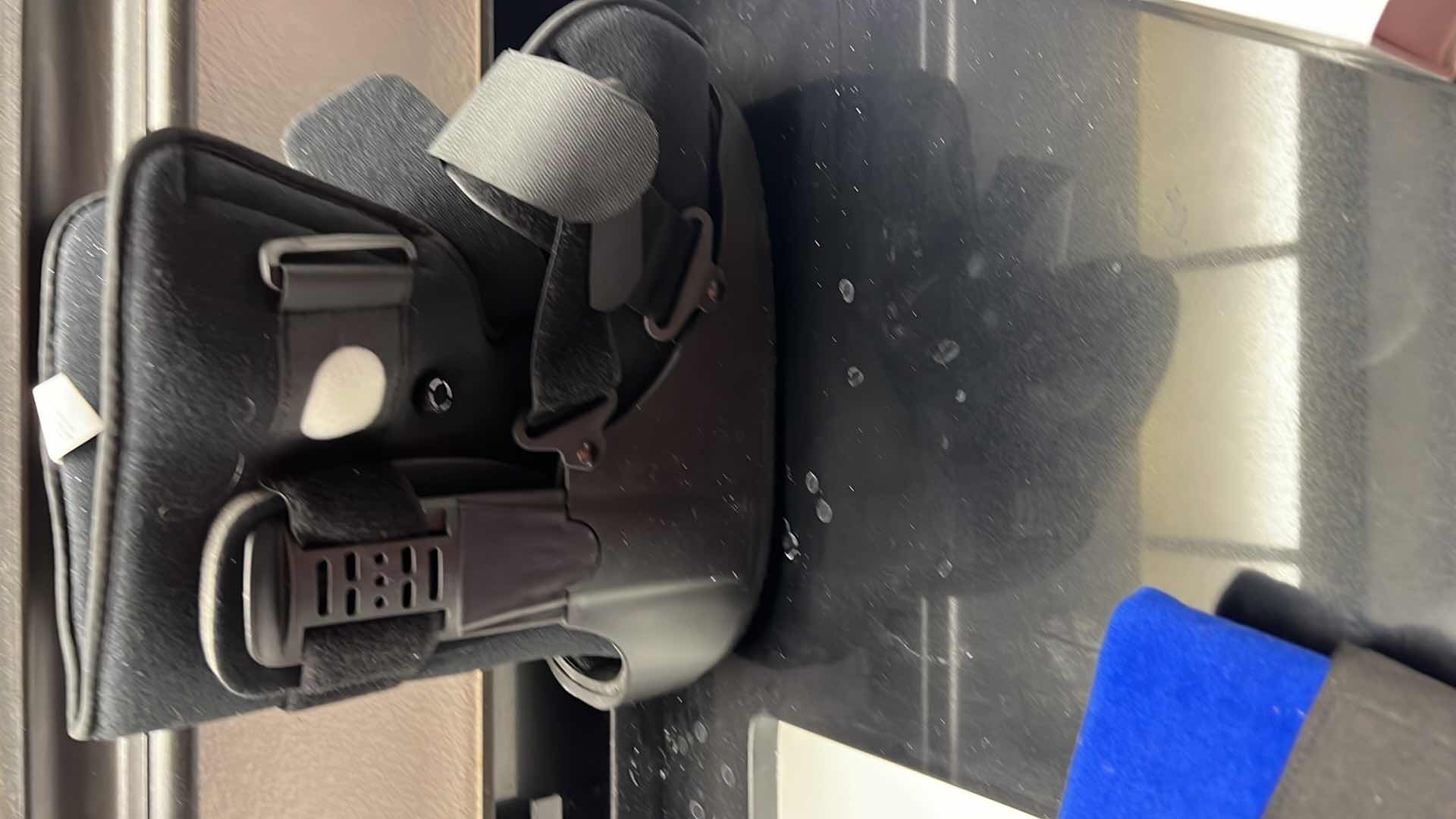 Photo 6 of STETHOSCOPE, FOOT BOOT, CURING LIGHT, PAD