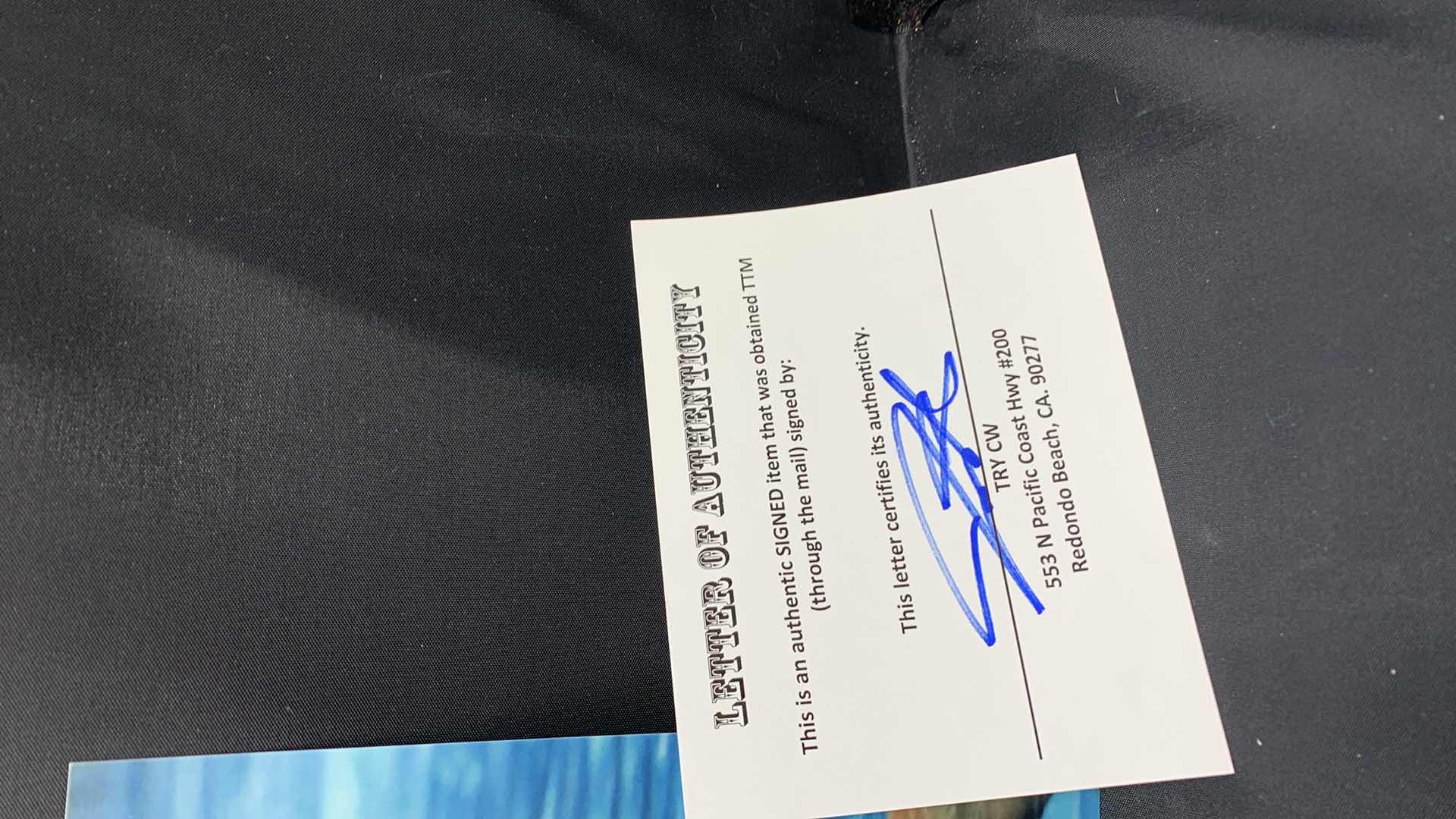 Photo 1 of LYNDA CARTER - SIGNED AUTOGRAPHED PHOTO W LETTER OF AUTHENTICITY 8” X 10”