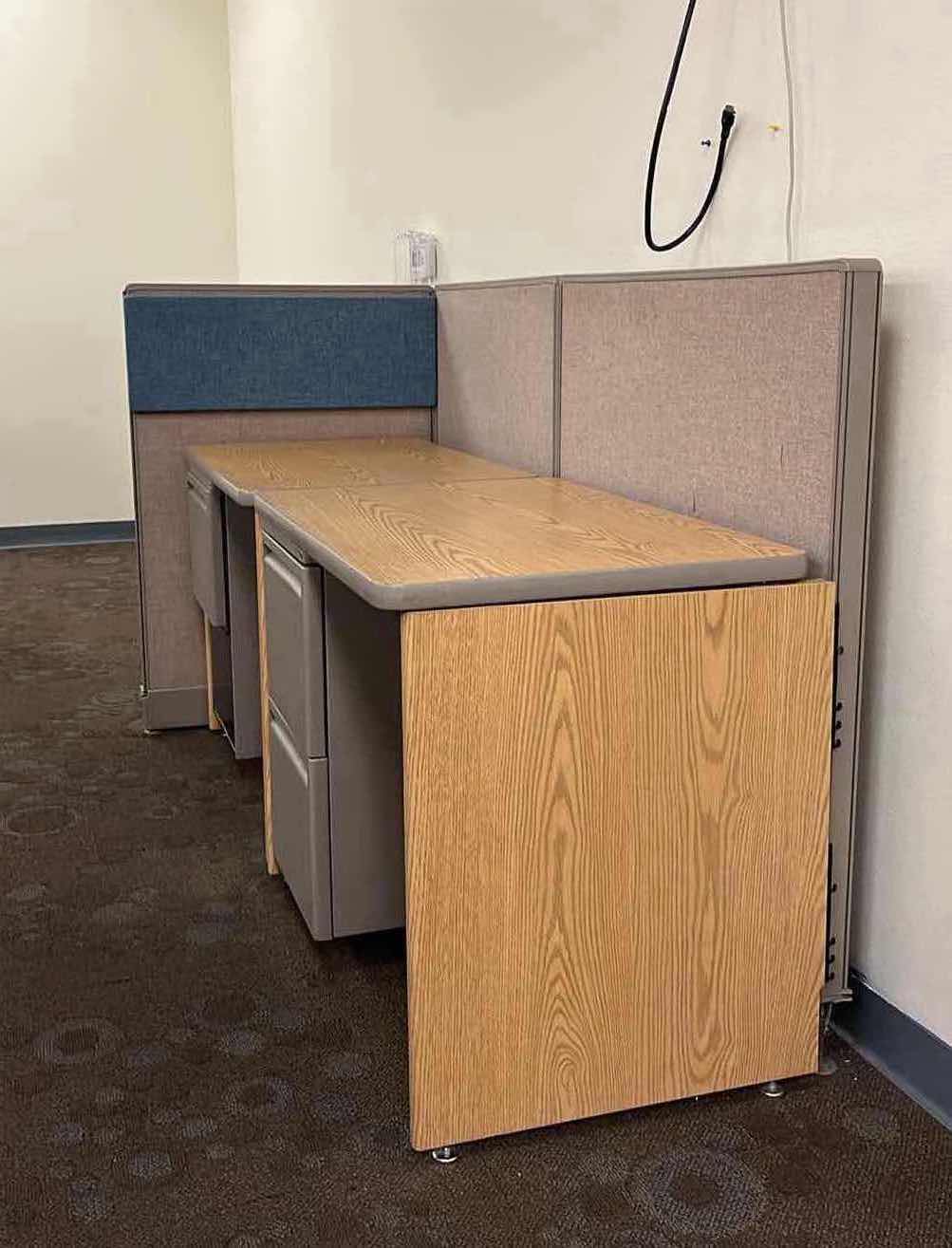 View 2 of HAWORTH BUILT IN CUBICLE OFFICE DESKS (2) W CUBICLE PANELS 
(OVERALL DIMENSIONS 77” X 32” H44.5”) READ NOTES