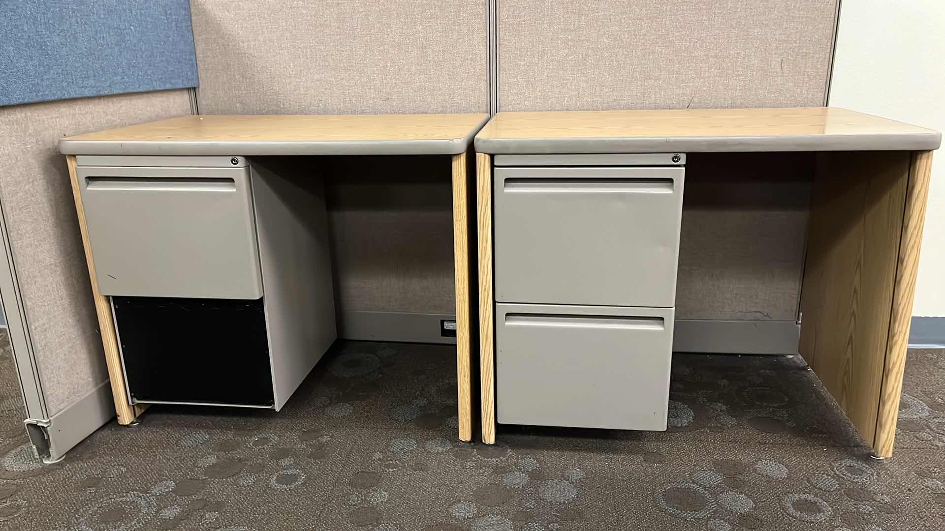 View 4 of HAWORTH BUILT IN CUBICLE OFFICE DESKS (2) W CUBICLE PANELS 
(OVERALL DIMENSIONS 77” X 32” H44.5”) READ NOTES