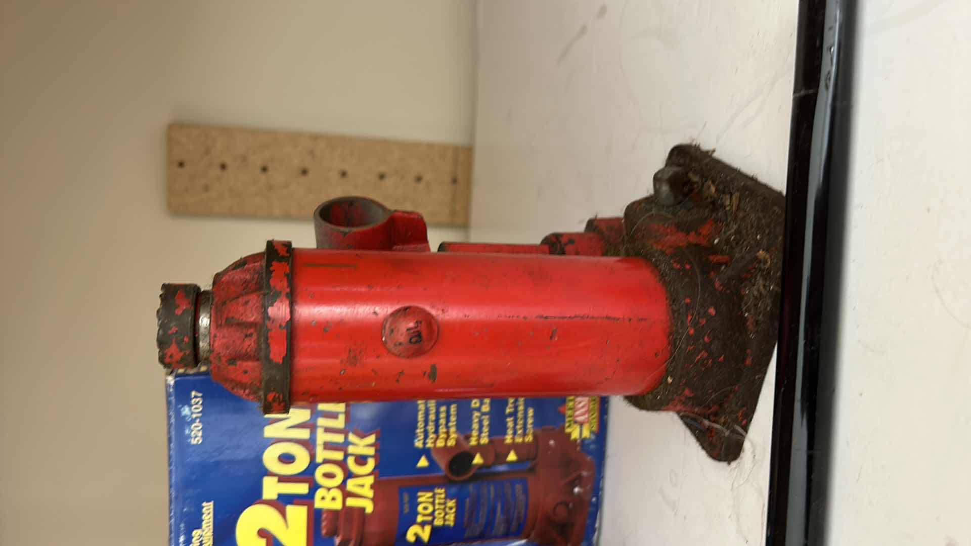 Photo 1 of 2 TWO TON BOTTLE JACKS