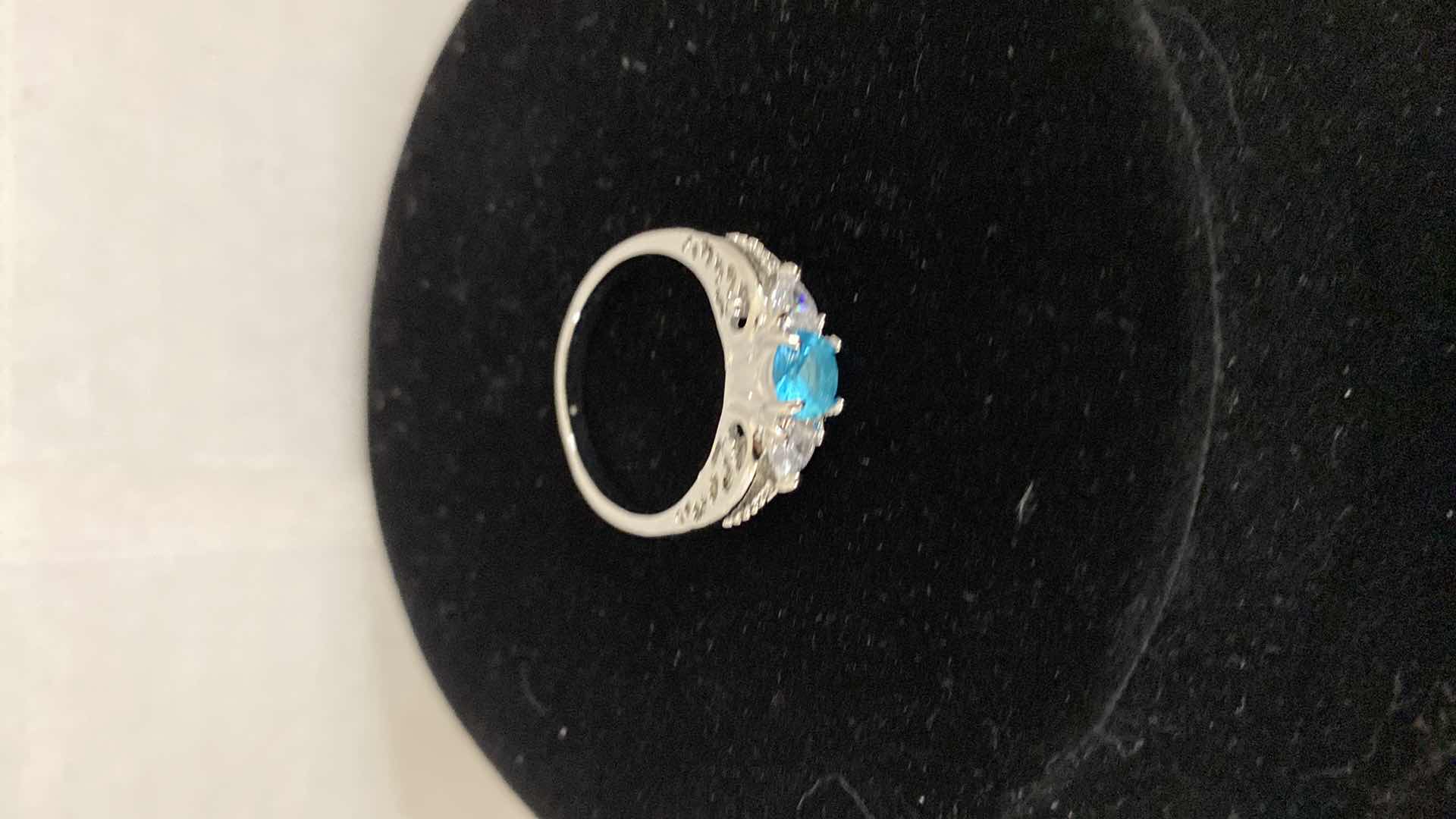 Photo 1 of 3 - S 925 SILVER NECKLACE, RING NO MARK, AND RED ROSE EARRINGS